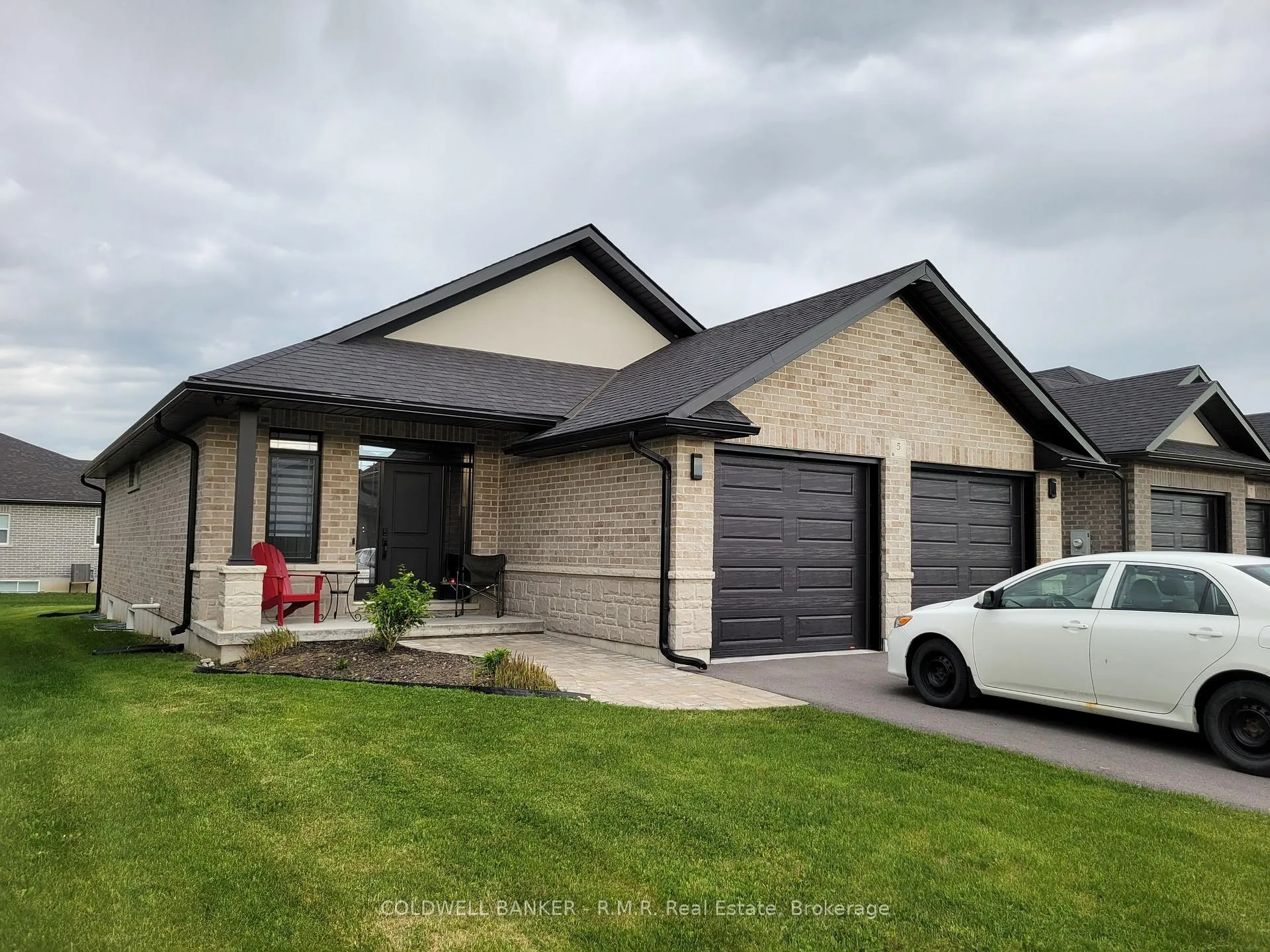 Front of 5 Mavety Court