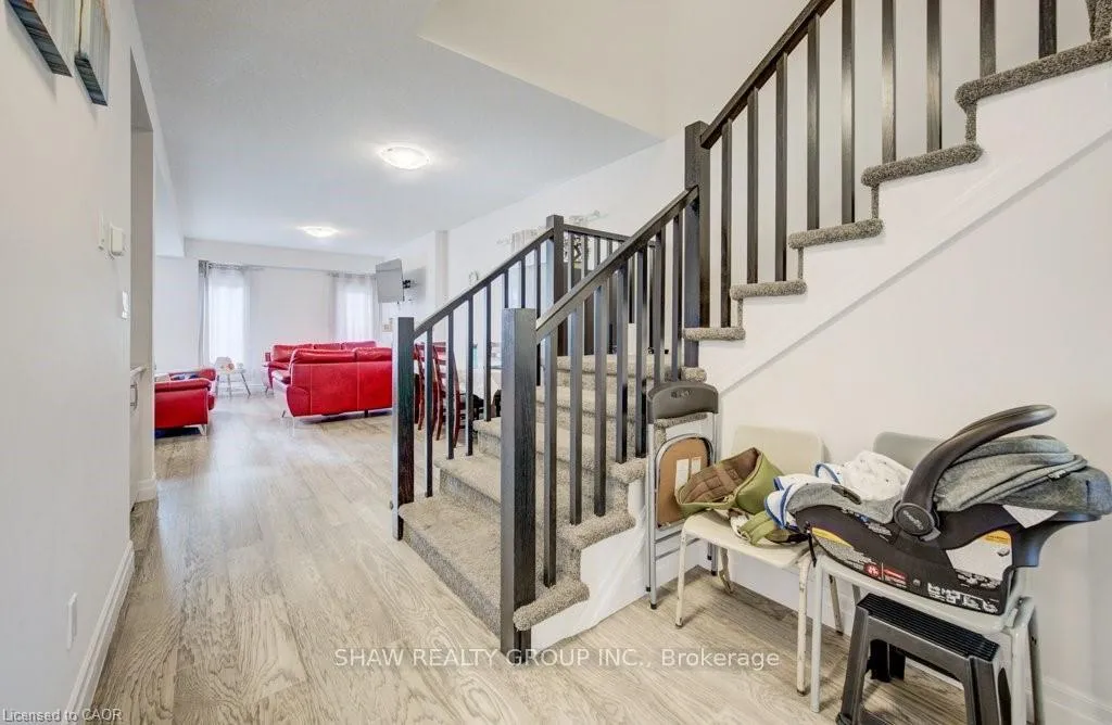 Photo 8 of Unit 19, 32 Faith Street, Cambridge, Branchton Park — HOMEH