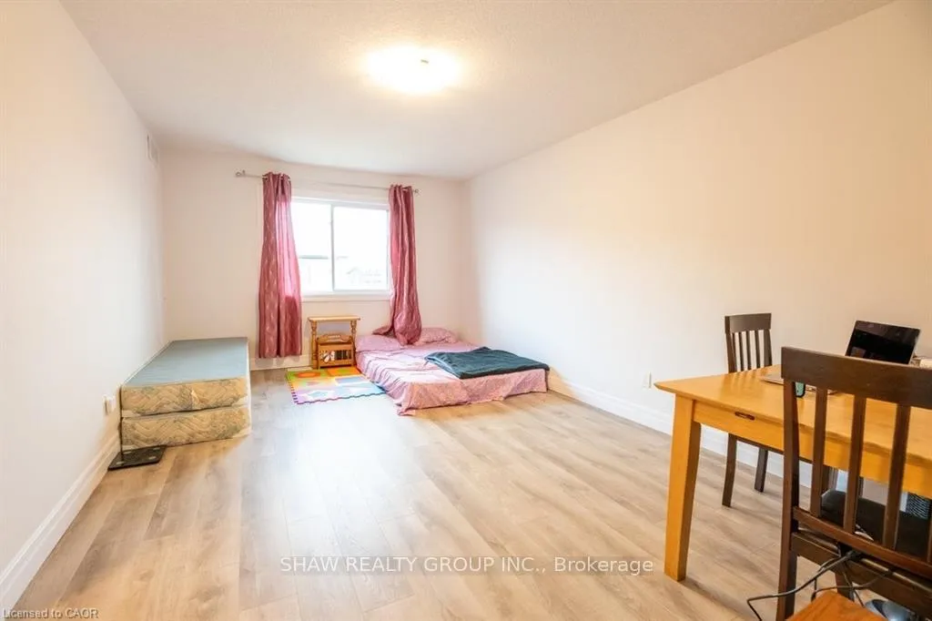 Photo 26 of Unit 19, 32 Faith Street, Cambridge, Branchton Park — HOMEH
