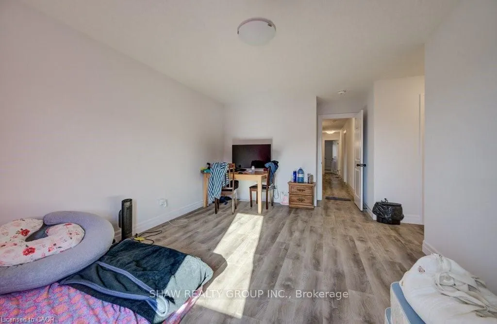 Photo 27 of Unit 19, 32 Faith Street, Cambridge, Branchton Park — HOMEH