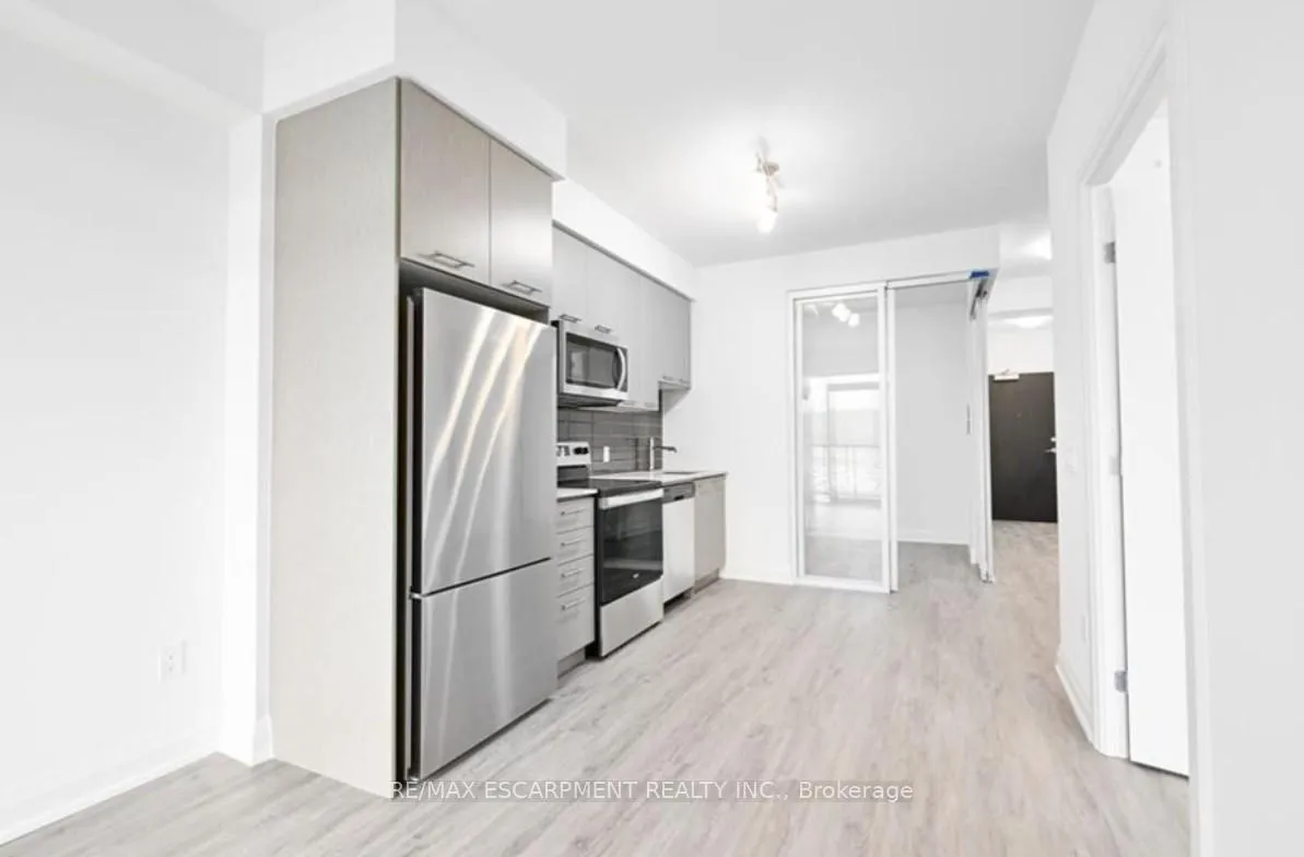 Photo 9 of Unit 508, 385 Winston Road, Grimsby, Grimsby Beach — HOMEH
