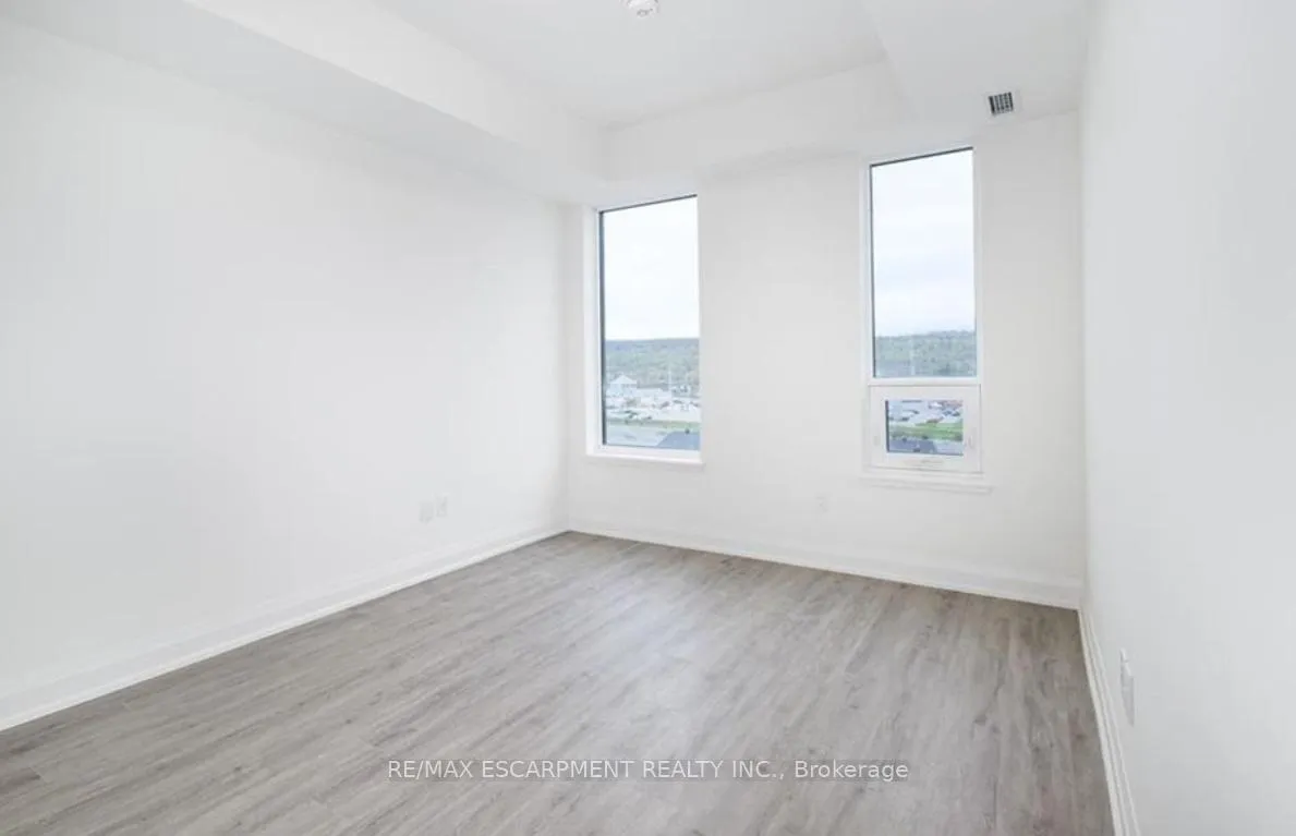 Photo 10 of Unit 508, 385 Winston Road, Grimsby, Grimsby Beach — HOMEH