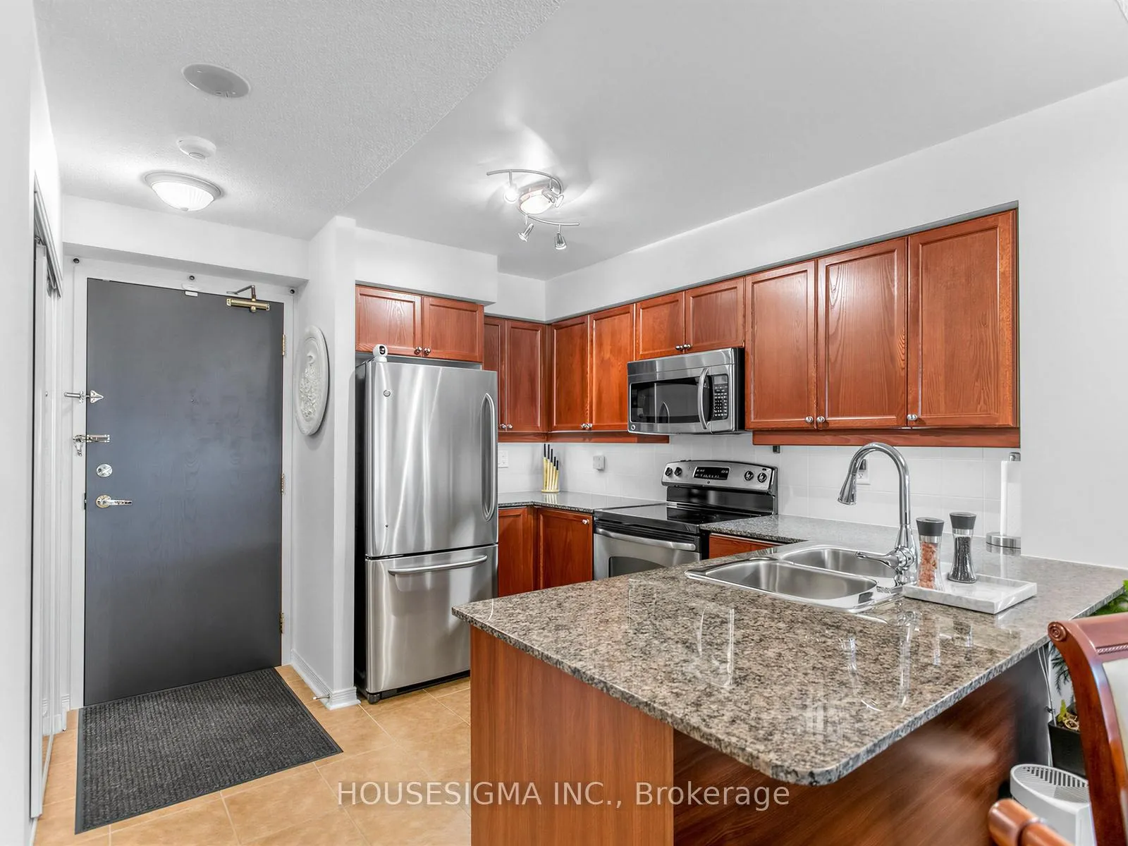 Photo 2 of Unit 1109, 185 Oneida Crescent, Richmond Hill, Langstaff — HOMEH