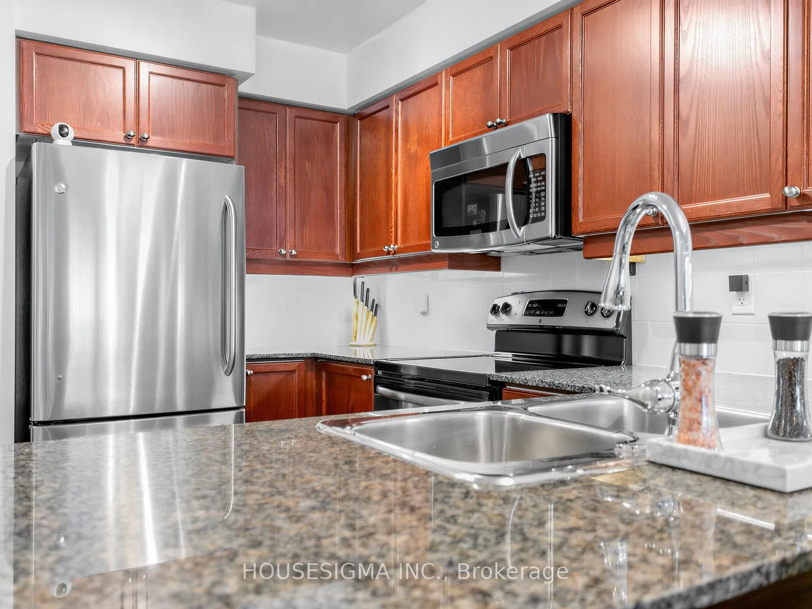 Photo 12 of Unit 1109, 185 Oneida Crescent, Richmond Hill, Langstaff — HOMEH