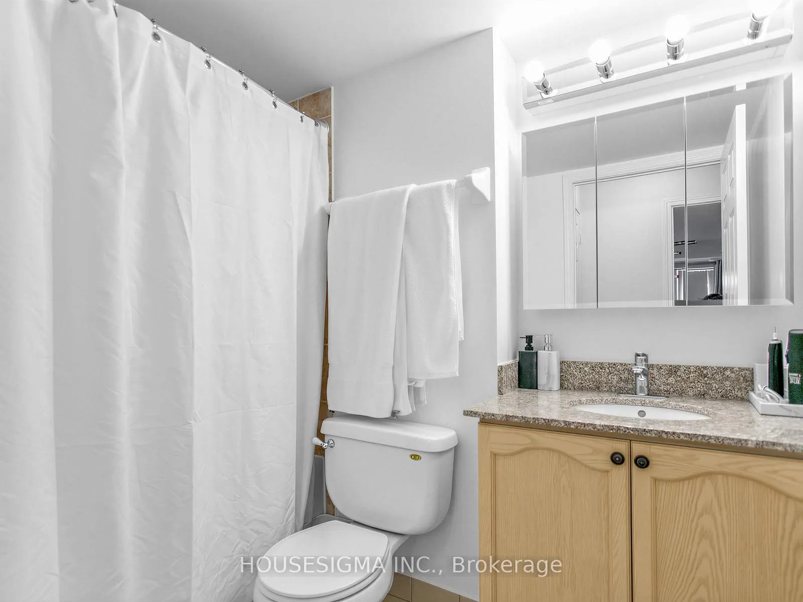 Photo 15 of Unit 1109, 185 Oneida Crescent, Richmond Hill, Langstaff — HOMEH
