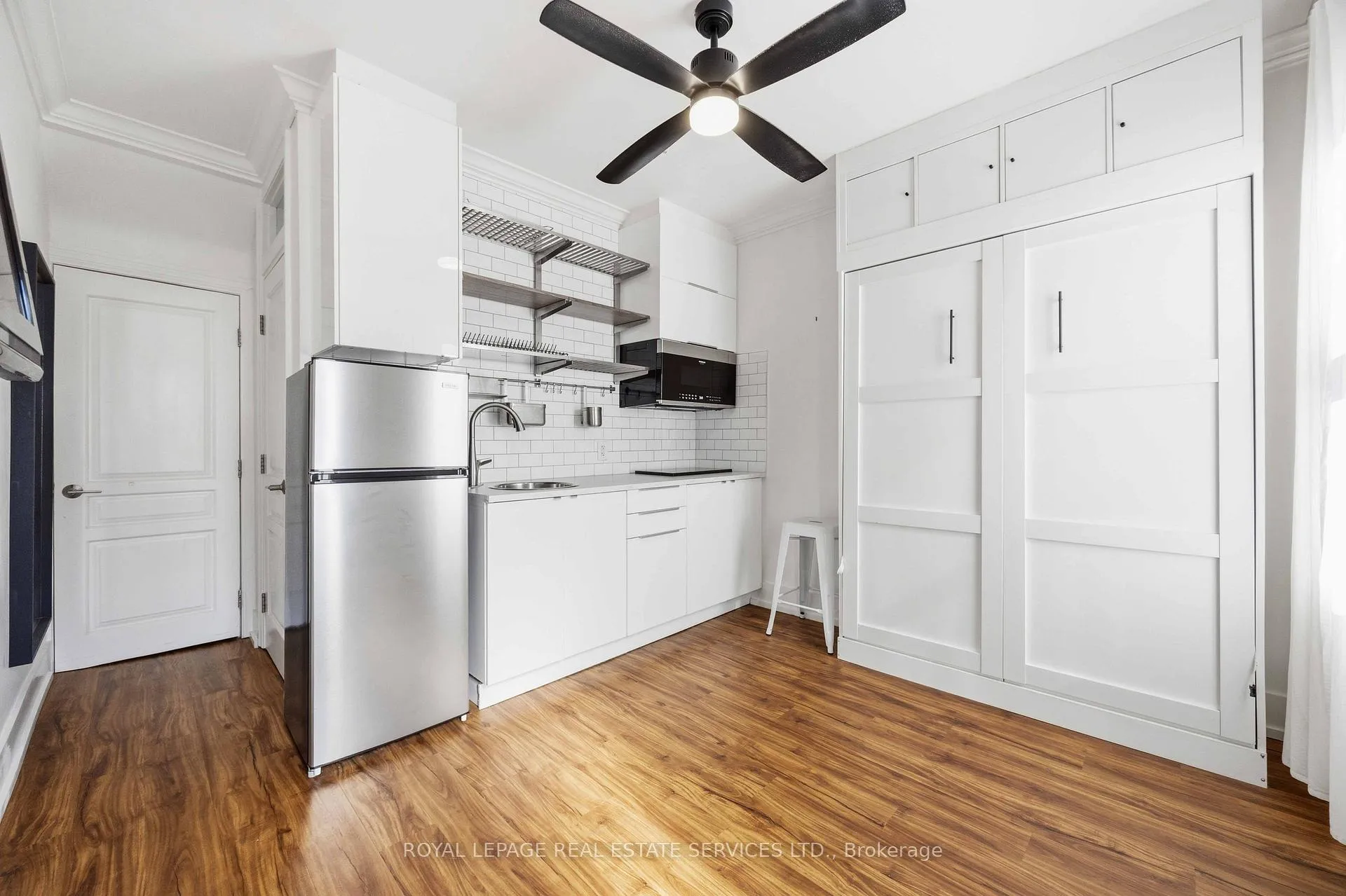 Photo 5 of Unit 4, 793 Pape Avenue, Toronto, Danforth — HOMEH