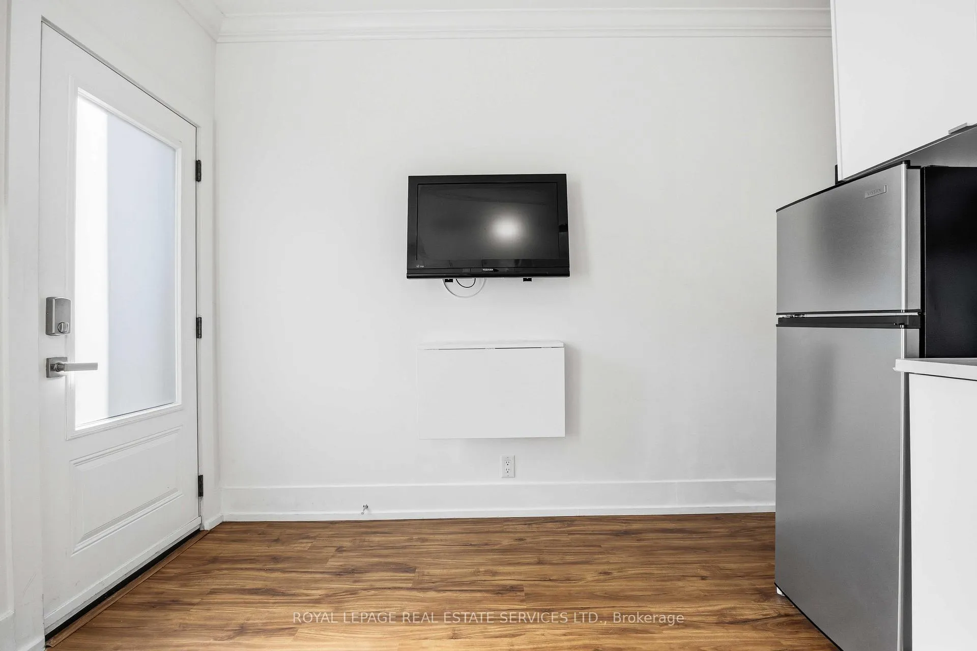 Photo 10 of Unit 4, 793 Pape Avenue, Toronto, Danforth — HOMEH