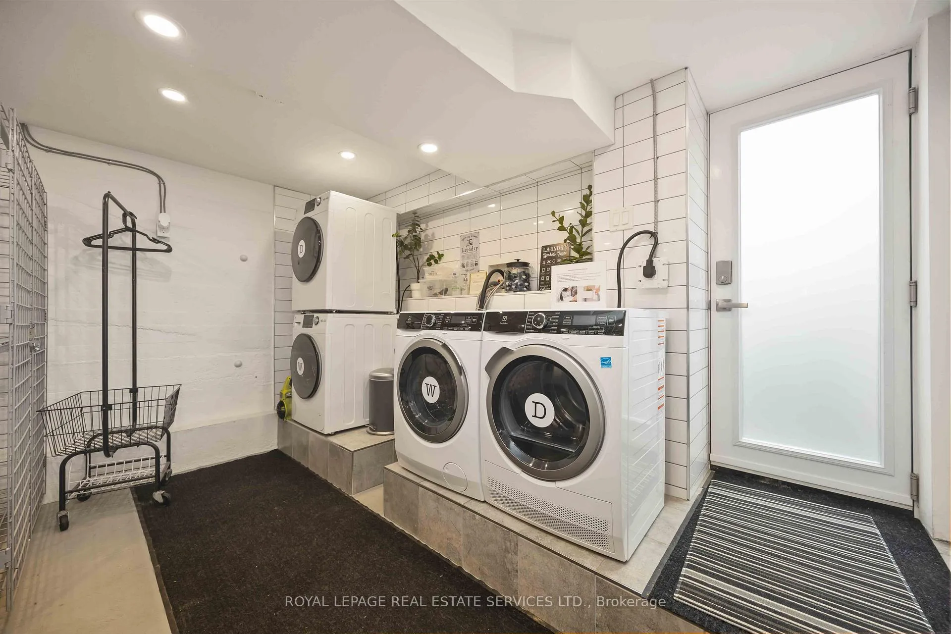 Photo 21 of Unit 4, 793 Pape Avenue, Toronto, Danforth — HOMEH