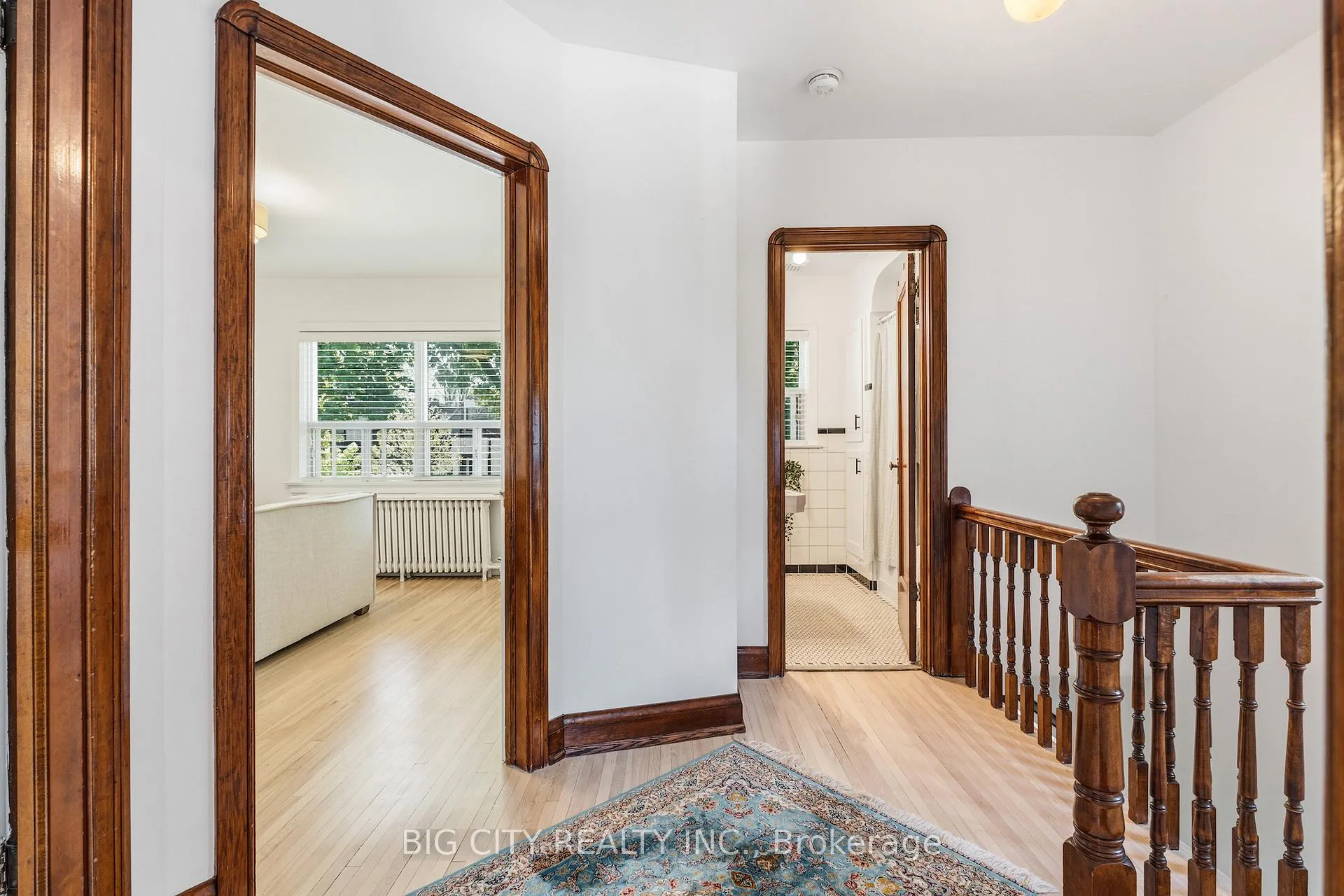 Photo 19 of 104 Donlea Drive, Toronto, Leaside — HOMEH