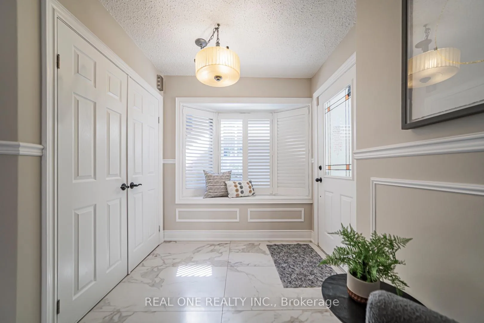 Photo 5 of 7 Hagerman Boulevard, Markham, Unionville — HOMEH
