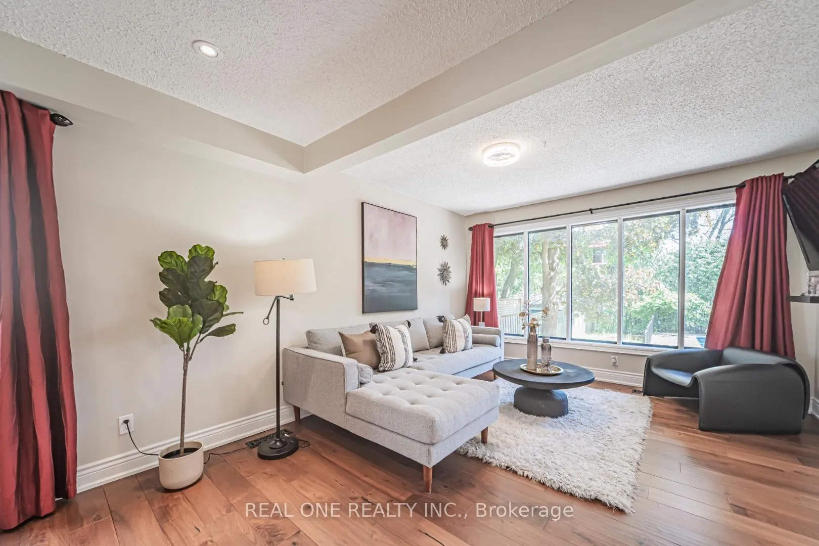 Photo 10 of 7 Hagerman Boulevard, Markham, Unionville — HOMEH