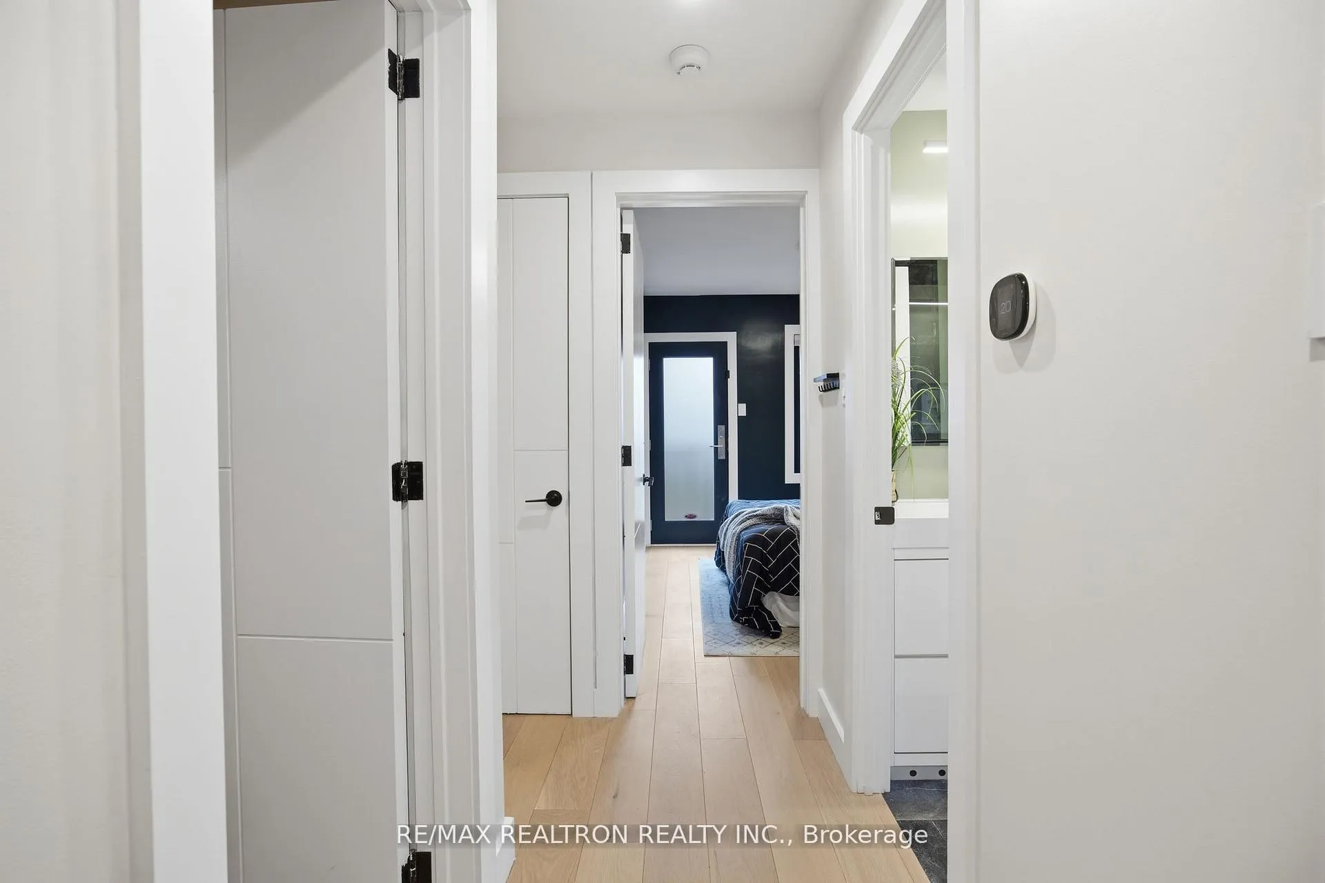 Photo 22 of 52 Burncrest Drive, Toronto, Bedford Park-Nortown — HOMEH
