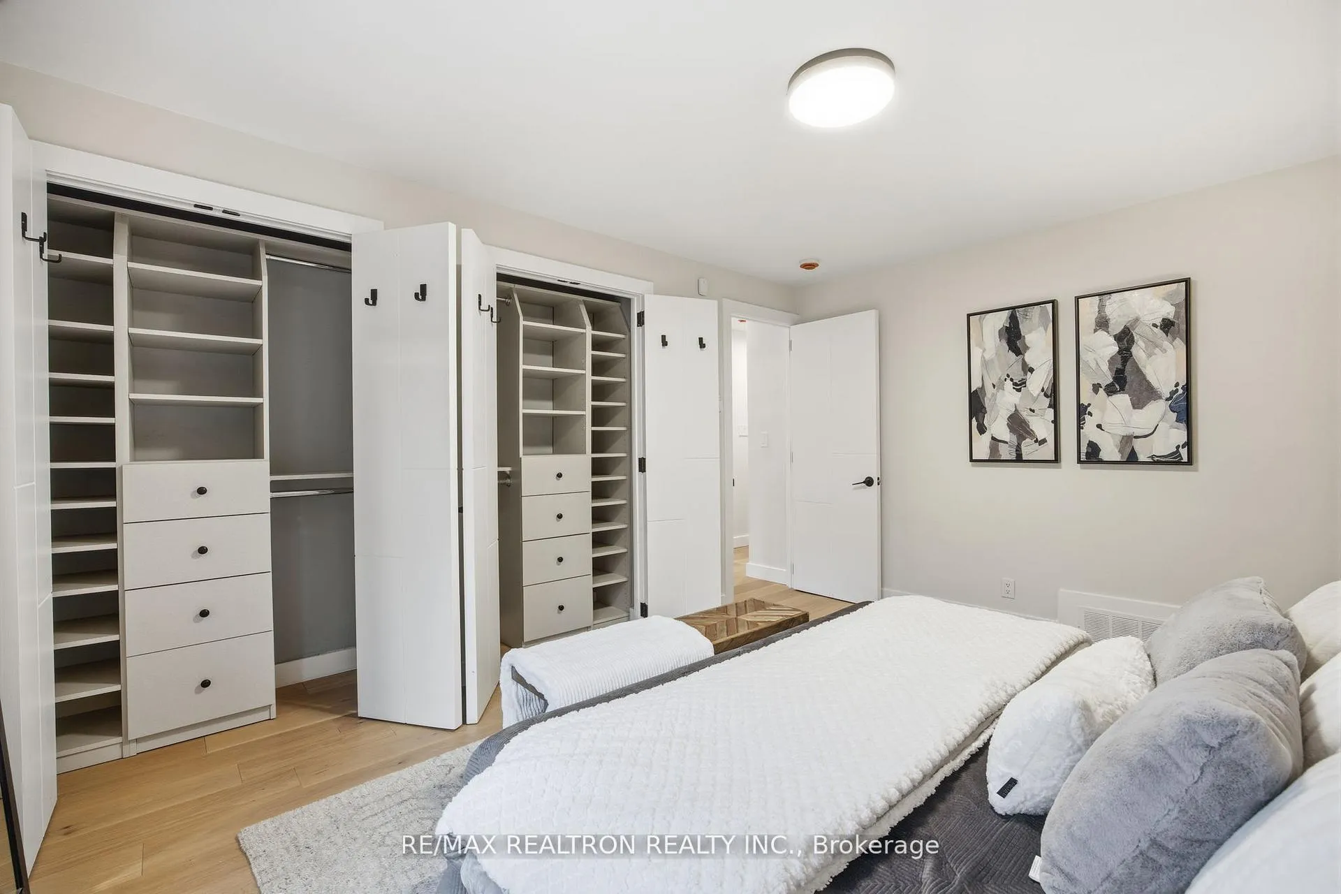 Photo 26 of 52 Burncrest Drive, Toronto, Bedford Park-Nortown — HOMEH