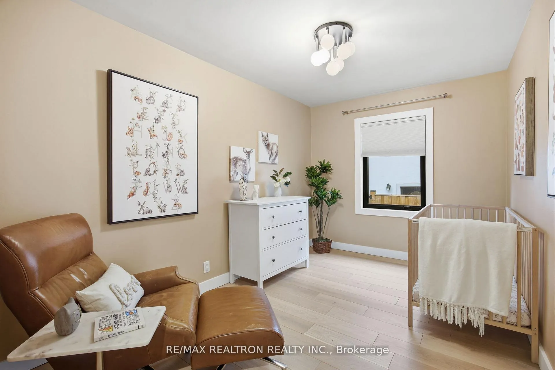 Photo 27 of 52 Burncrest Drive, Toronto, Bedford Park-Nortown — HOMEH