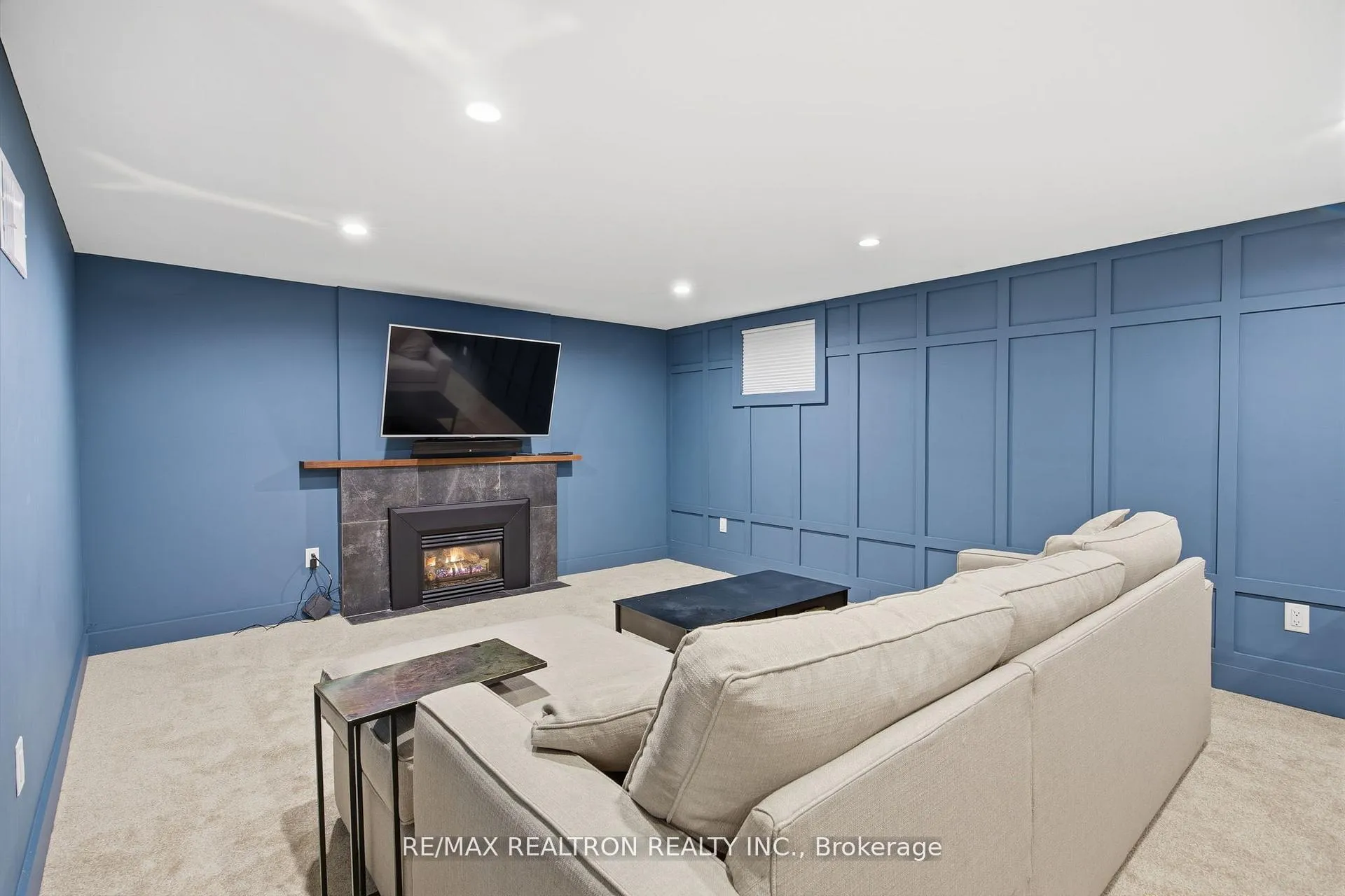 Photo 38 of 52 Burncrest Drive, Toronto, Bedford Park-Nortown — HOMEH