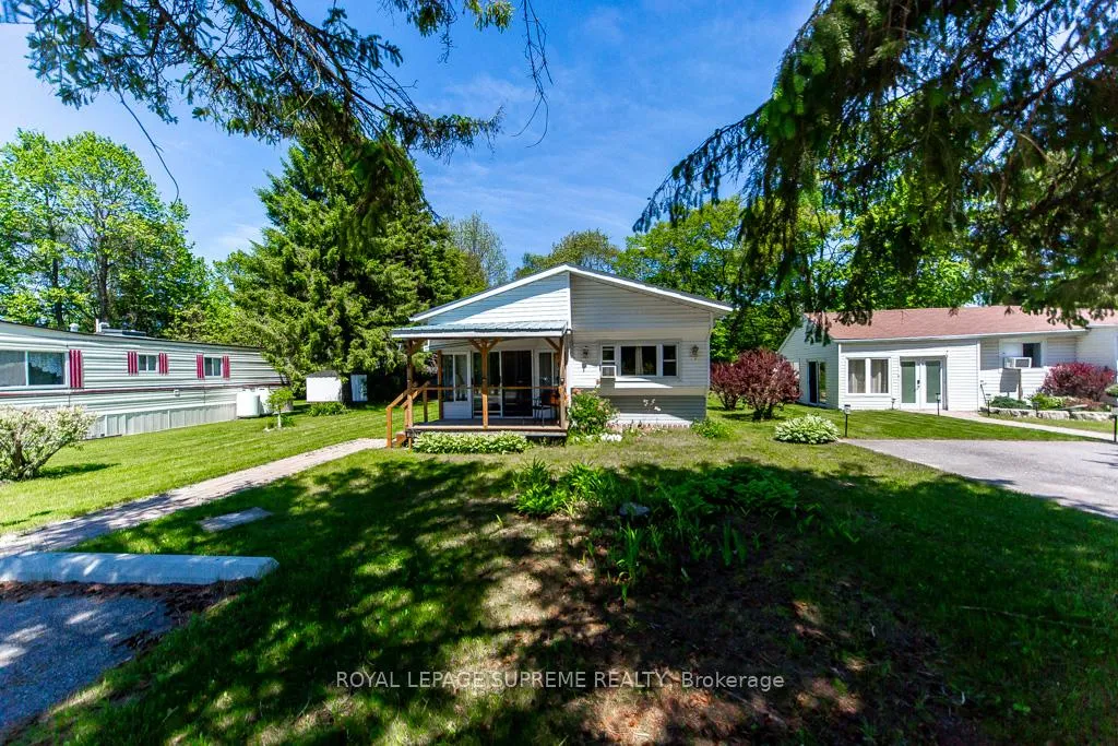 Photo 3 of Unit 408, 285 Crydermans Side Road, Georgina, Baldwin — HOMEH