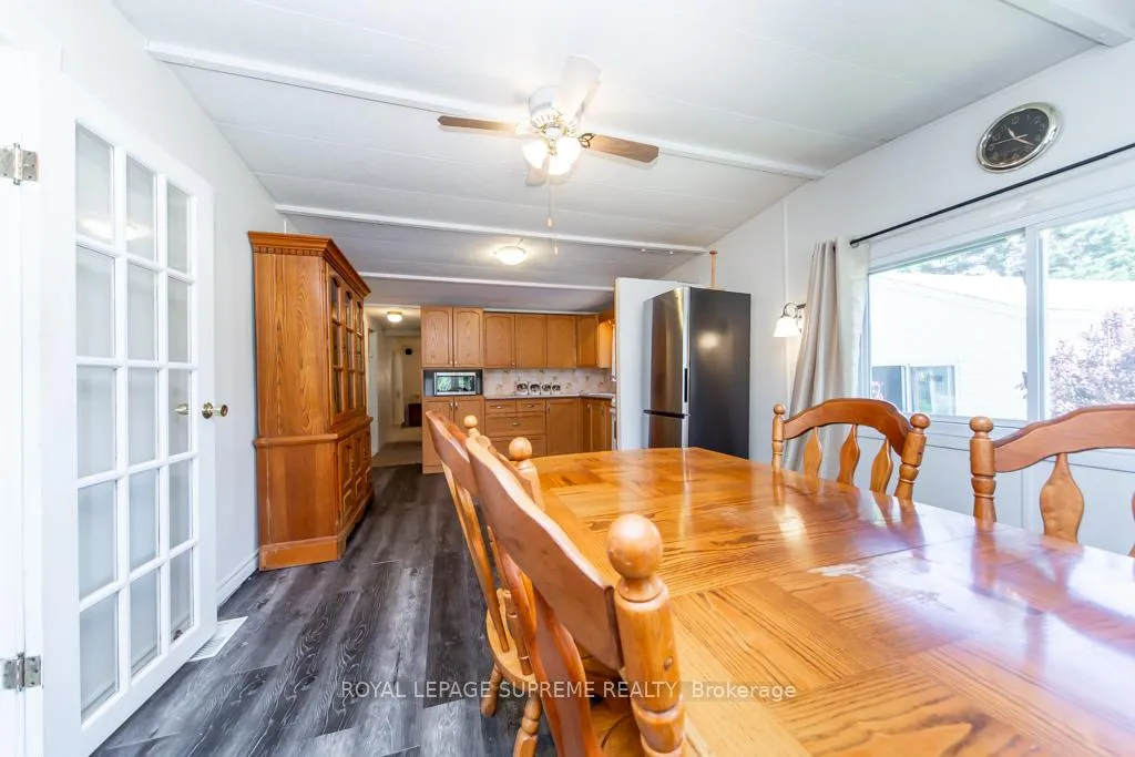 Photo 16 of Unit 408, 285 Crydermans Side Road, Georgina, Baldwin — HOMEH