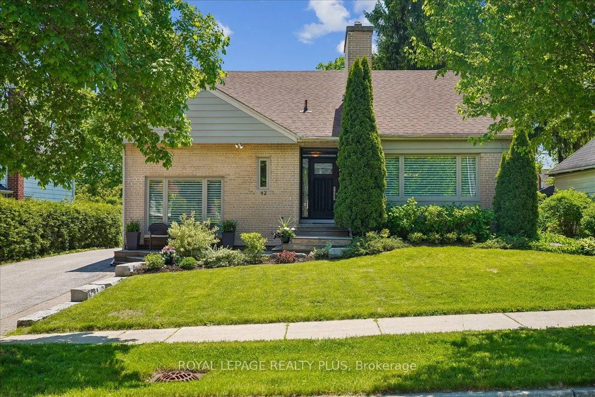 Front of 42 Roseview Avenue