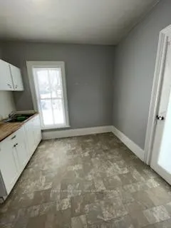Photo 7 of 28 Ridout Street, Kawartha Lakes, Lindsay — HOMEH