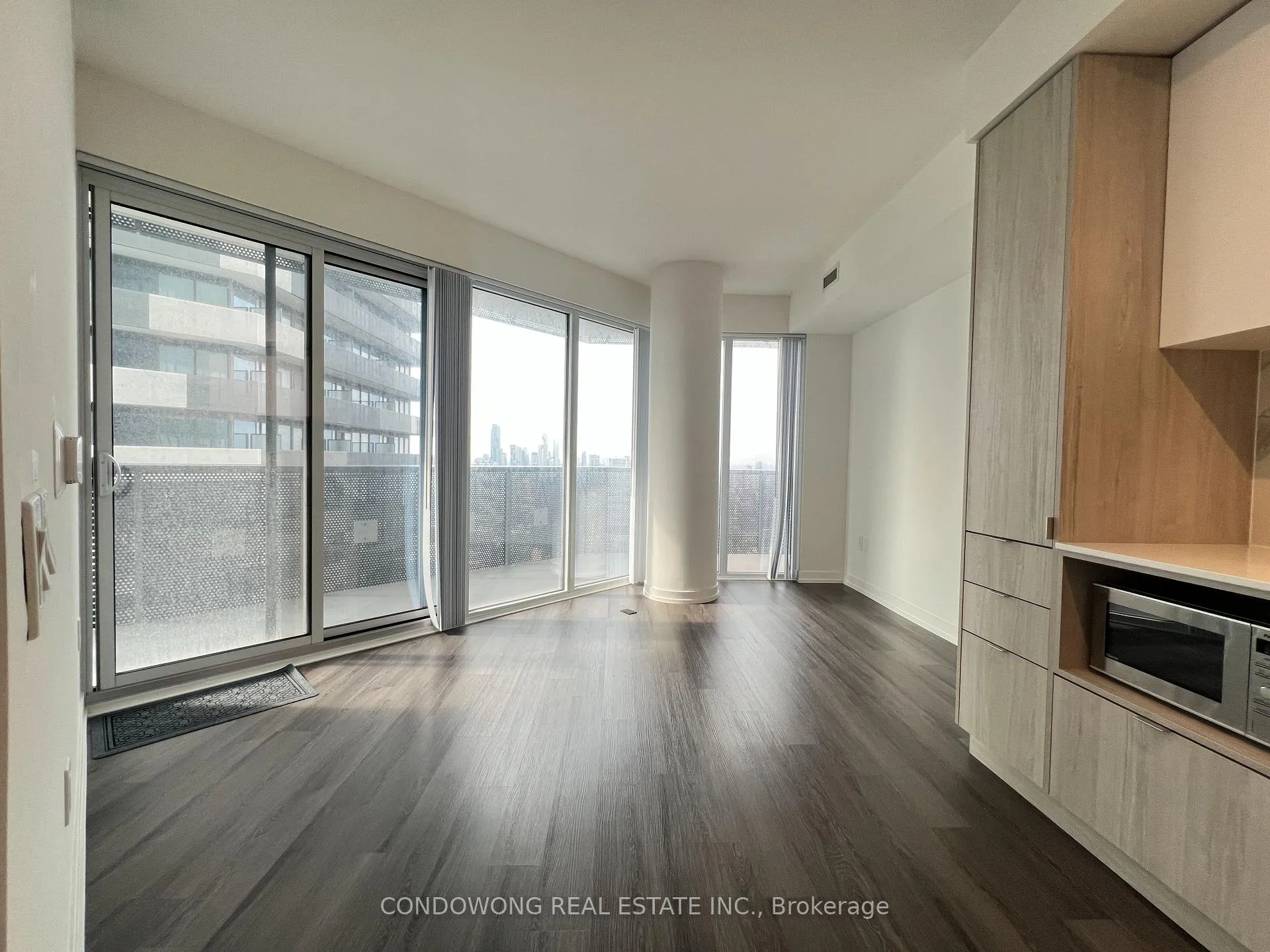 Front of Unit 6212, 138 Downes Street