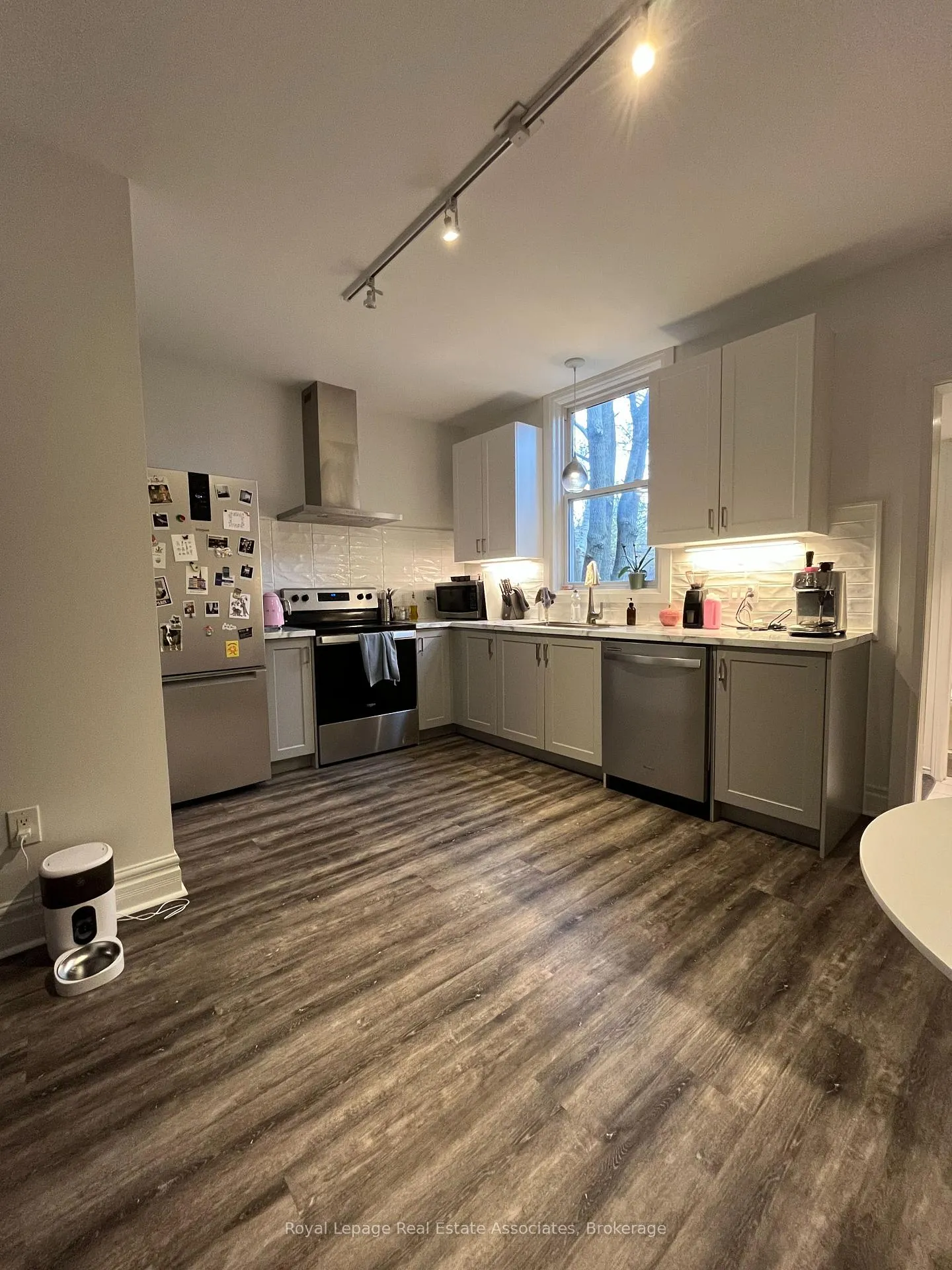 Photo 7 of Unit Main, 415 Lansdowne Avenue, Toronto, Dufferin Grove — HOMEH