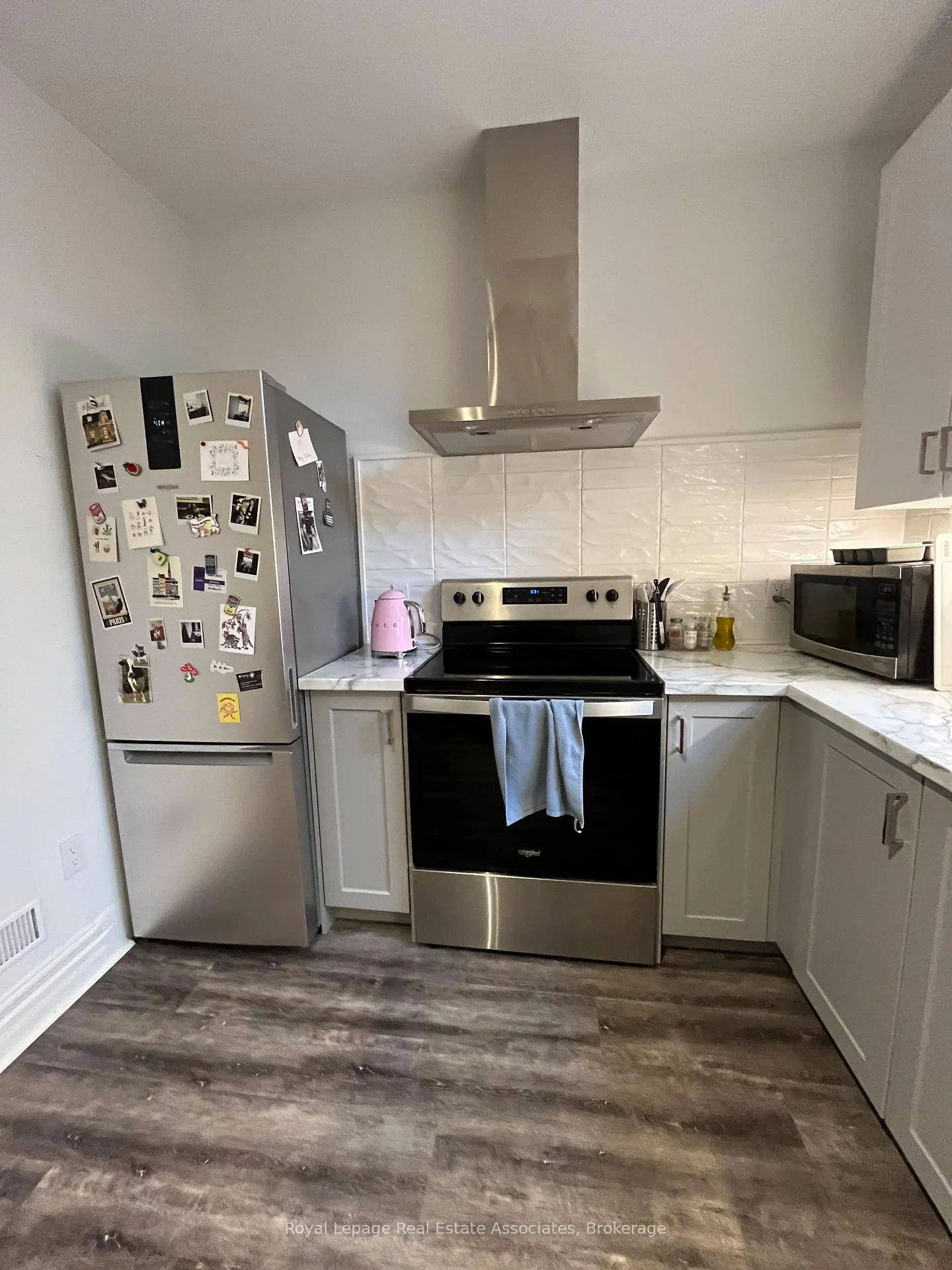 Photo 10 of Unit Main, 415 Lansdowne Avenue, Toronto, Dufferin Grove — HOMEH