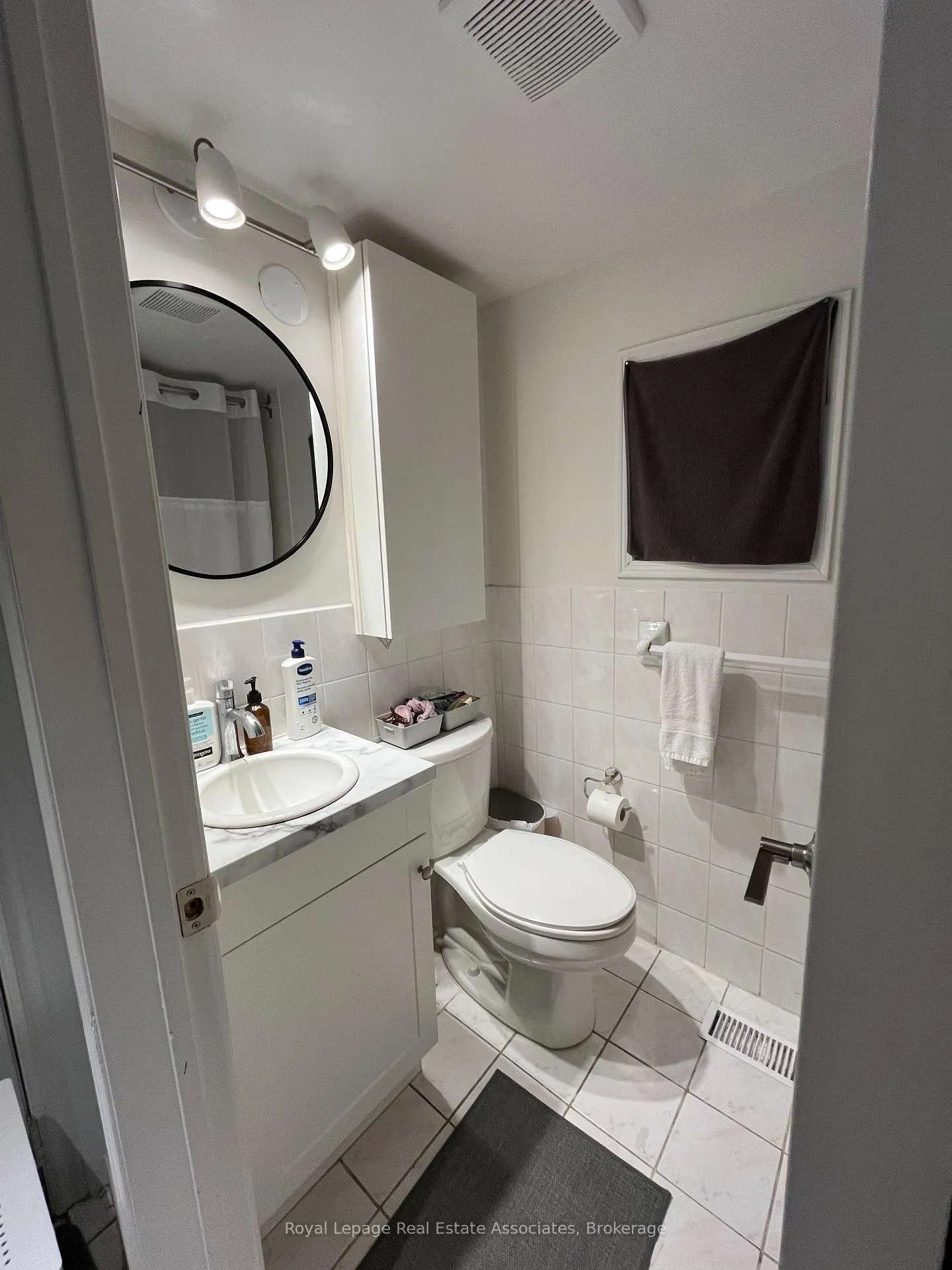 Photo 12 of Unit Main, 415 Lansdowne Avenue, Toronto, Dufferin Grove — HOMEH