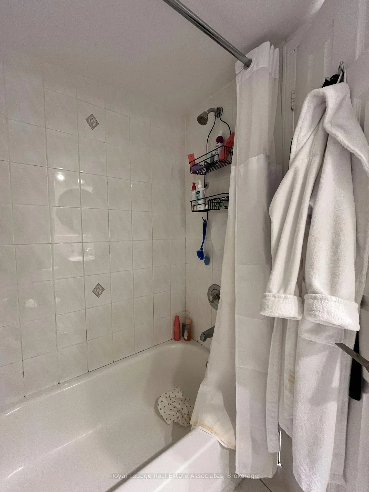 Photo 13 of Unit Main, 415 Lansdowne Avenue, Toronto, Dufferin Grove — HOMEH