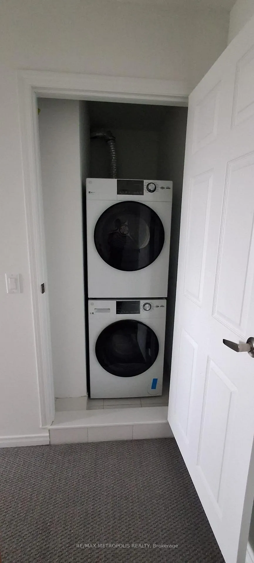 Photo 19 of Unit 3, 4320 Ebenezer Road, Brampton, Bram East — HOMEH