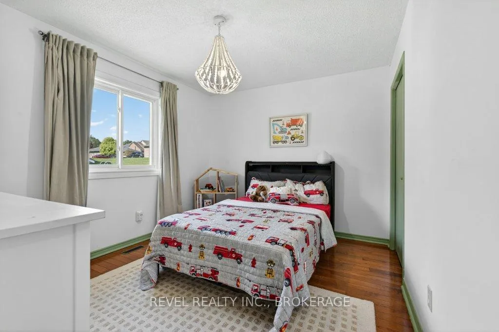 Photo 23 of 1278 Humberside Drive, Kingston, North of Taylor-Kidd Blvd — HOMEH