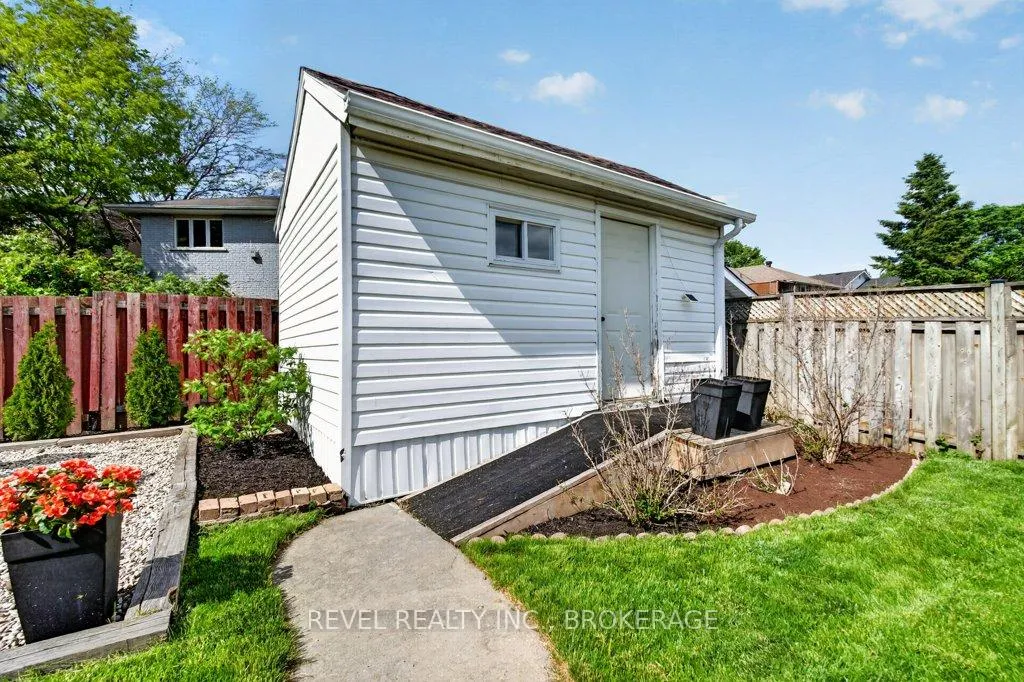 Photo 44 of 1278 Humberside Drive, Kingston, North of Taylor-Kidd Blvd — HOMEH
