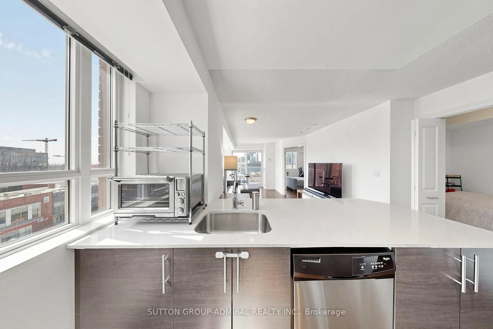 Photo 9 of Unit #710, 125 Western Battery Road, Toronto, Niagara — HOMEH