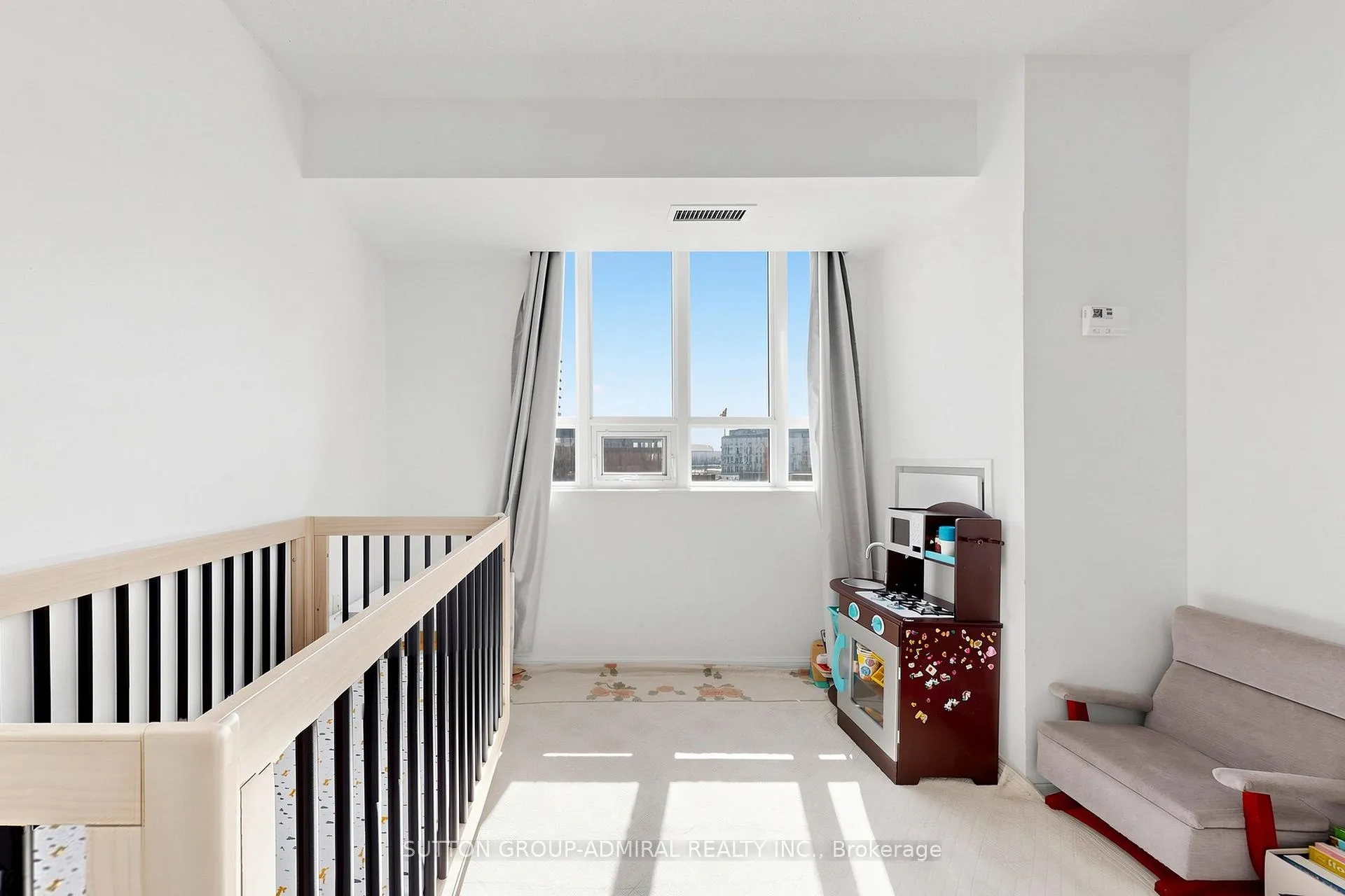 Photo 17 of Unit #710, 125 Western Battery Road, Toronto, Niagara — HOMEH