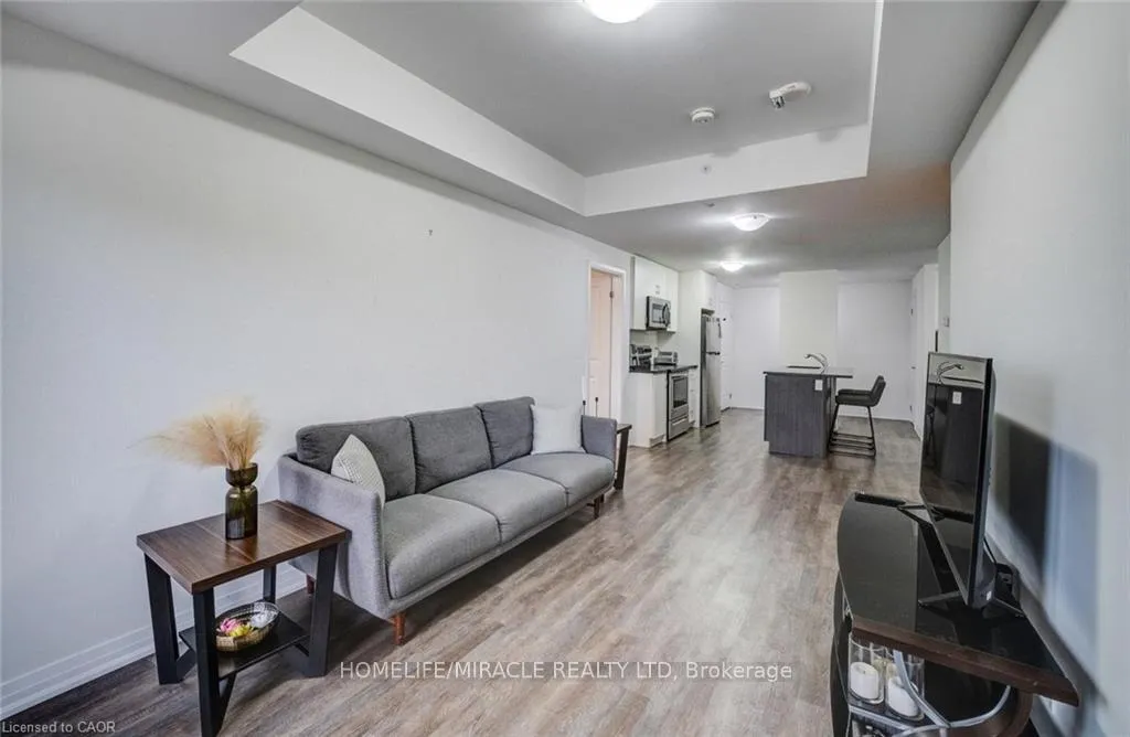 Photo 8 of Unit 705, 2635 William Jackson Drive, Pickering, Duffin Heights — HOMEH