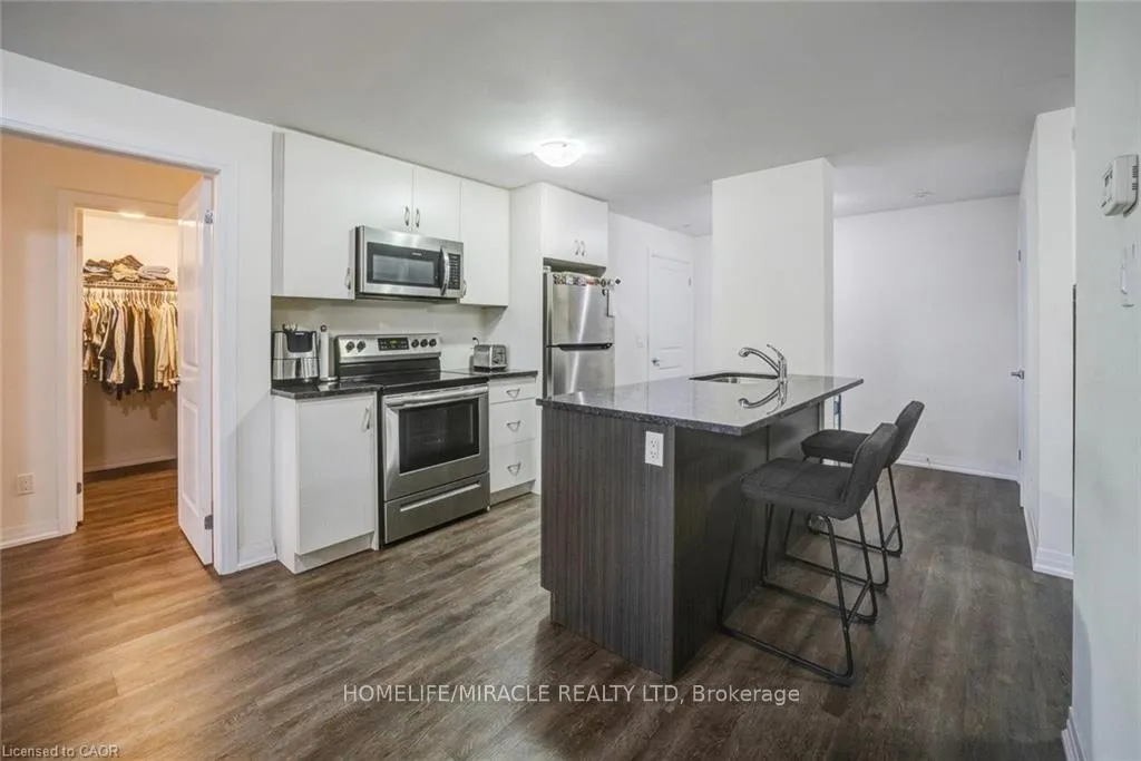 Photo 14 of Unit 705, 2635 William Jackson Drive, Pickering, Duffin Heights — HOMEH