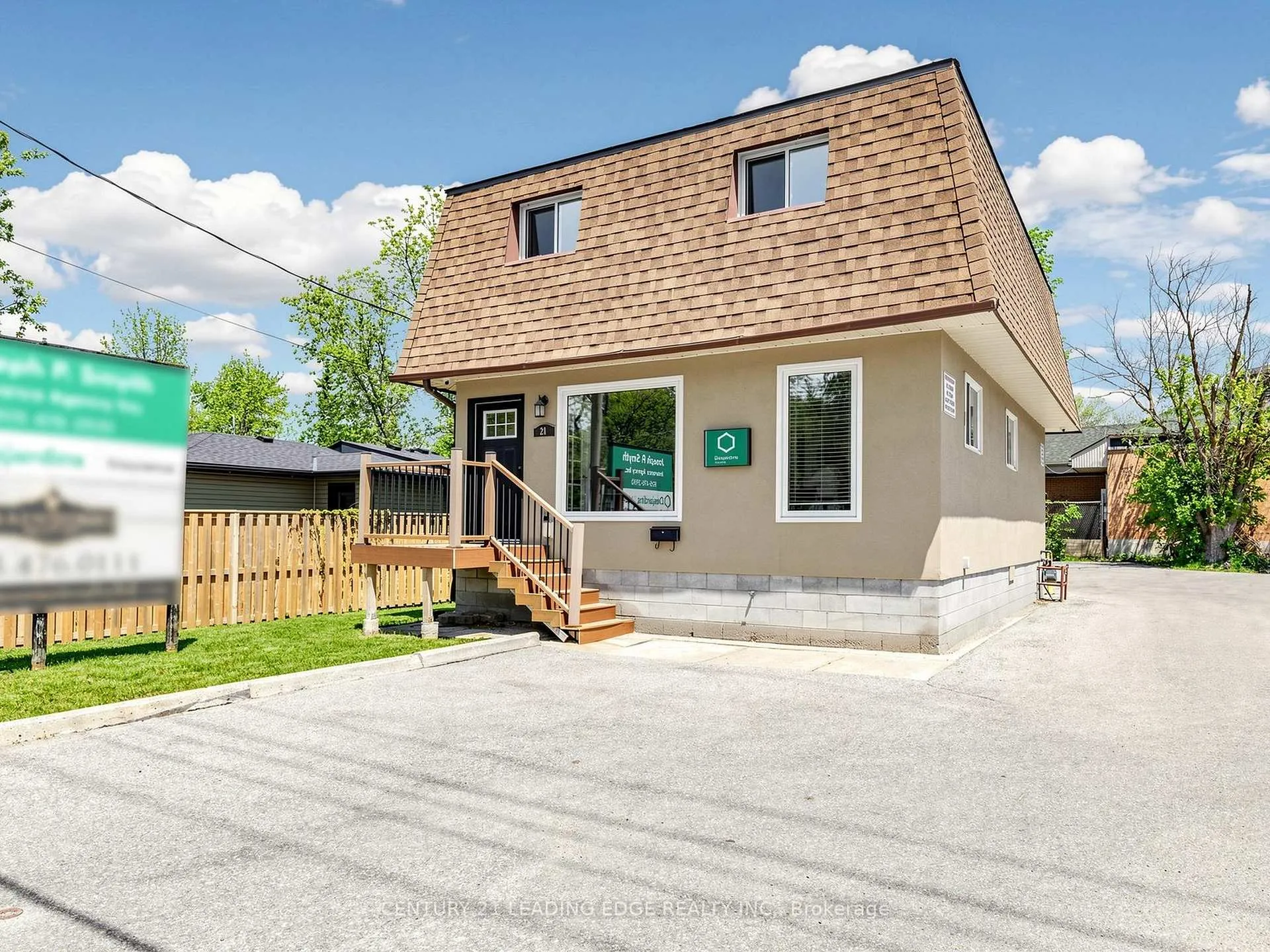 Photo 1 of 21 Metro Road S, Georgina, Keswick North — HOMEH