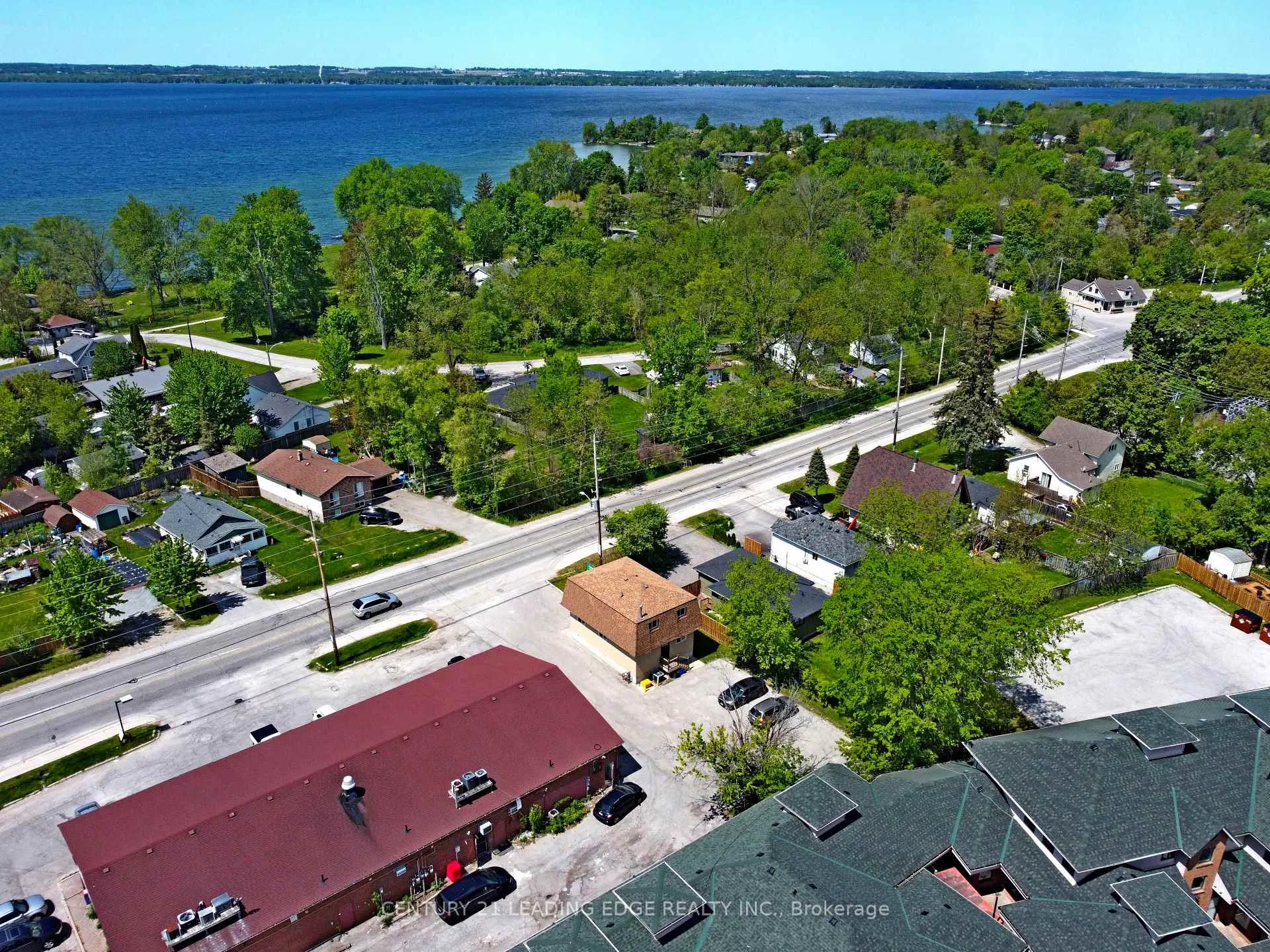 Photo 38 of 21 Metro Road S, Georgina, Keswick North — HOMEH