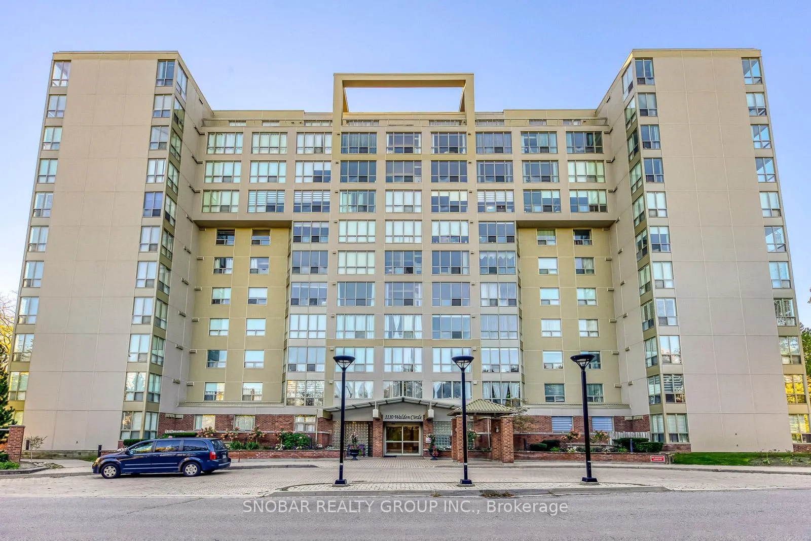 Photo 2 of Unit 1001, 1110 Walden Circle, Mississauga, Clarkson — HOMEH