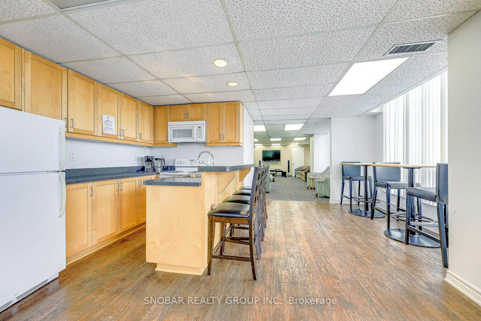 Photo 27 of Unit 1001, 1110 Walden Circle, Mississauga, Clarkson — HOMEH