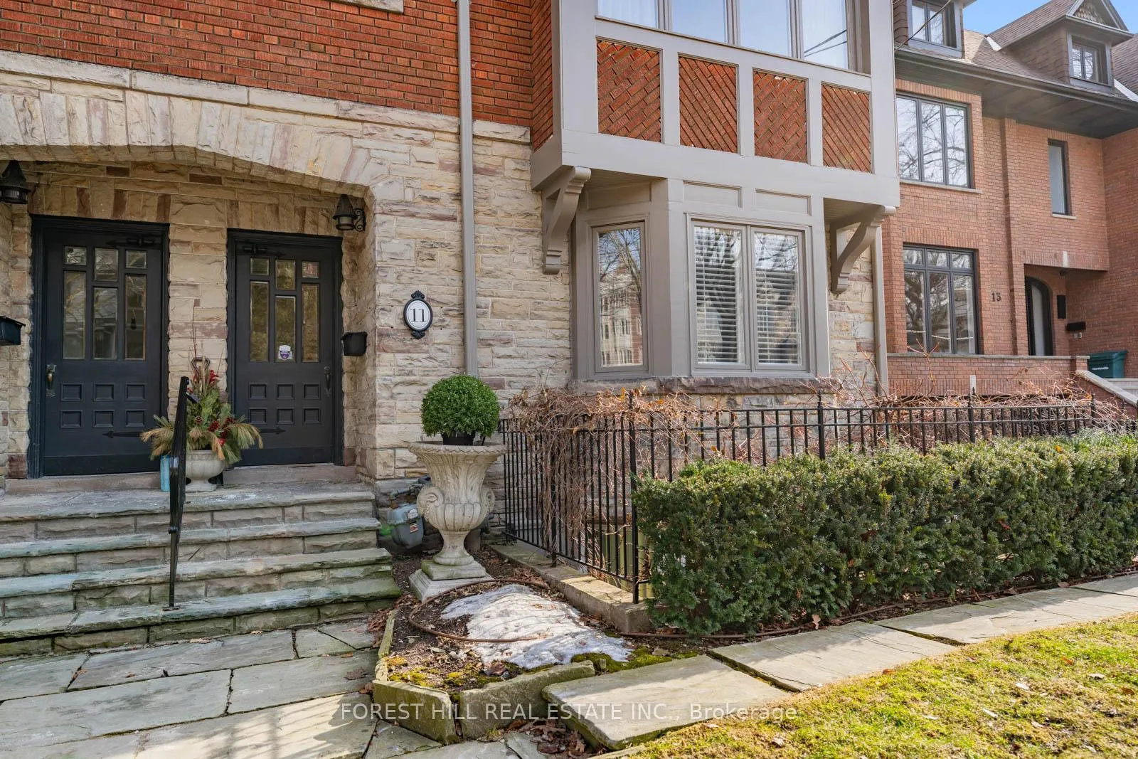 Photo 2 of Unit 2, 11A Clarendon Avenue, Toronto, Casa Loma — HOMEH