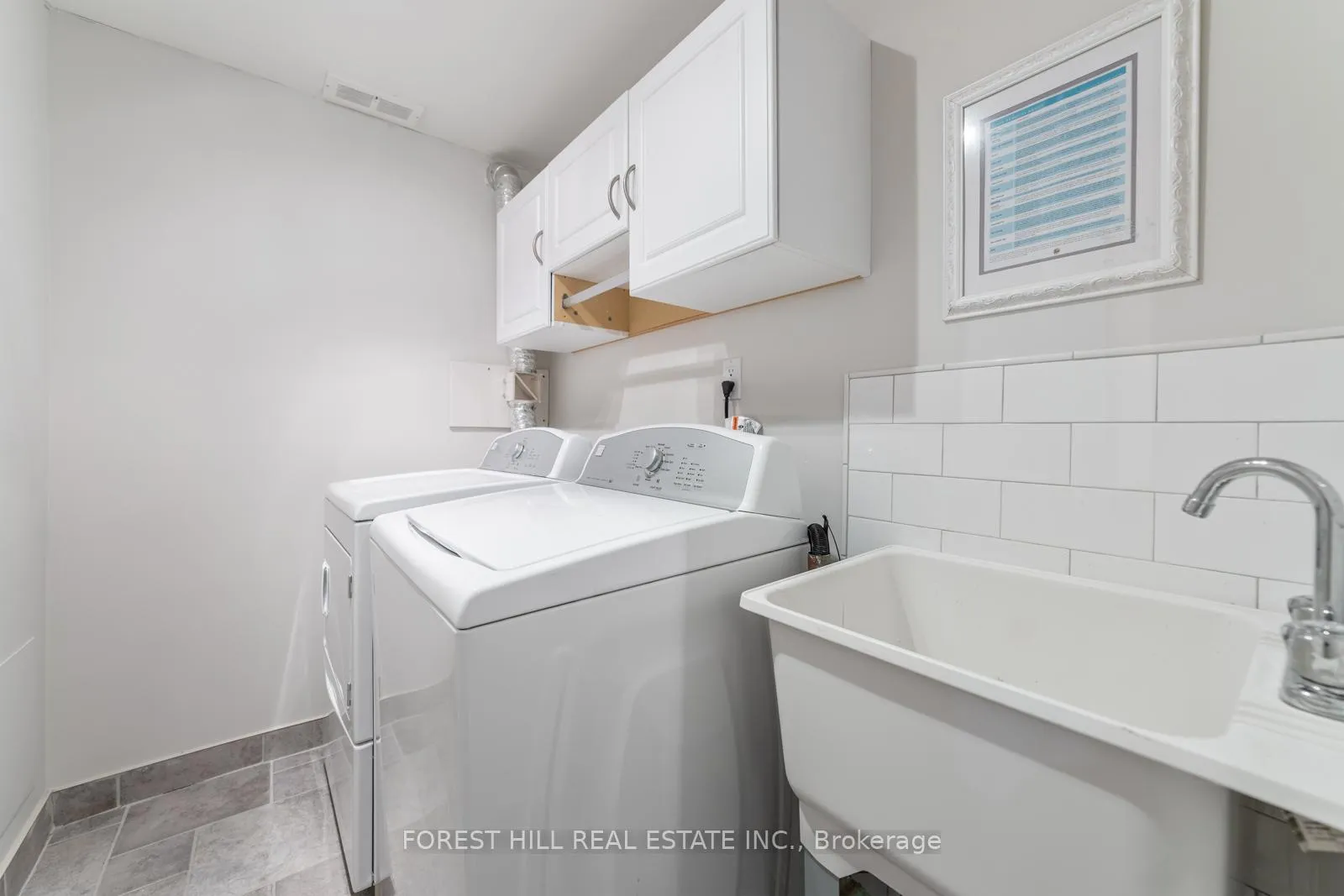 Photo 31 of Unit 2, 11A Clarendon Avenue, Toronto, Casa Loma — HOMEH