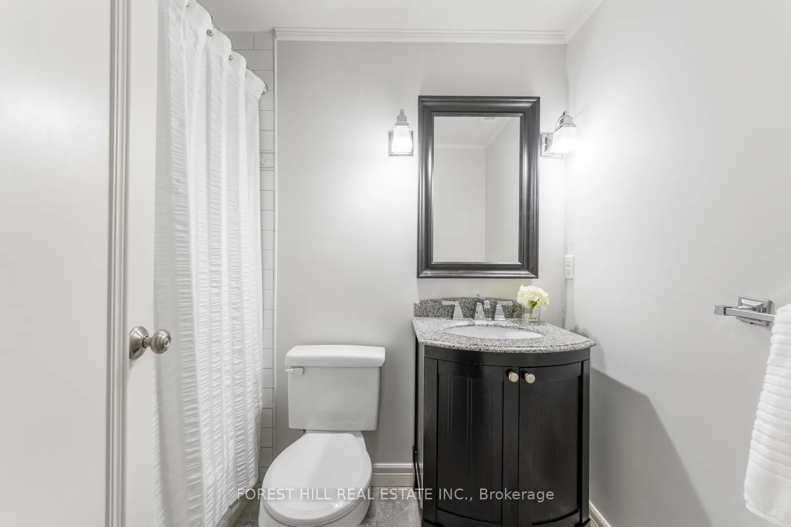 Photo 32 of Unit 2, 11A Clarendon Avenue, Toronto, Casa Loma — HOMEH