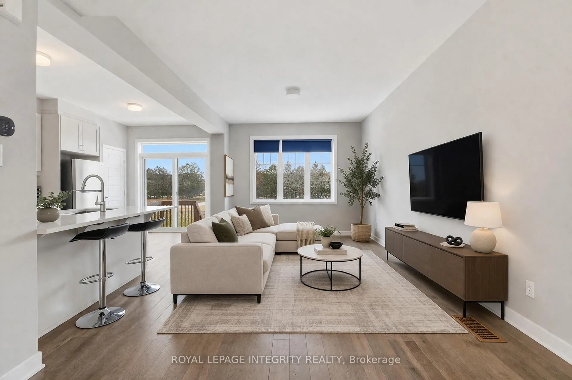 Photo 5 of 2084 Winsome Terrace, Ottawa, Fallingbrook/Gardenway South — HOMEH