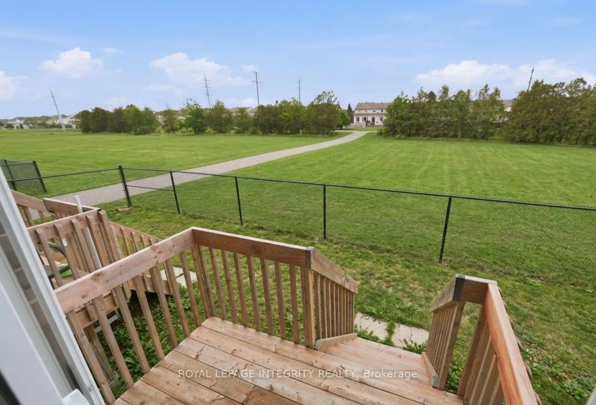 Photo 32 of 2084 Winsome Terrace, Ottawa, Fallingbrook/Gardenway South — HOMEH