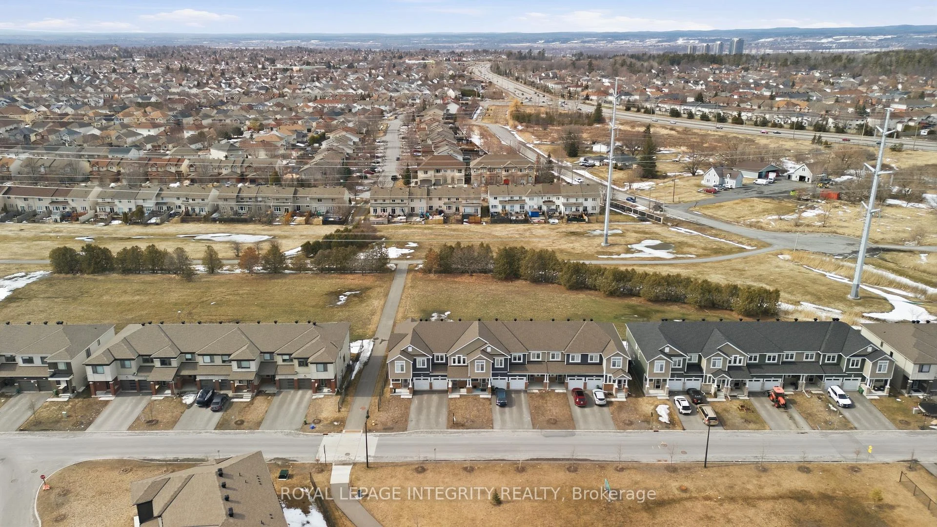 Photo 33 of 2084 Winsome Terrace, Ottawa, Fallingbrook/Gardenway South — HOMEH
