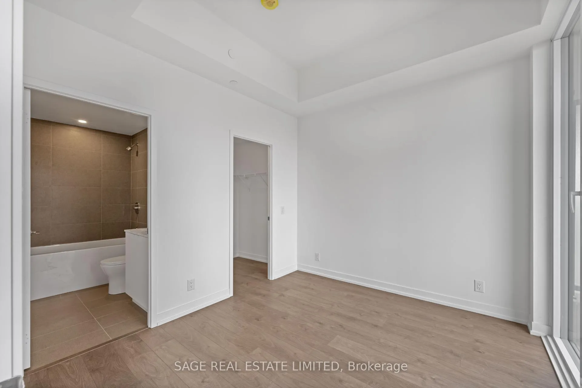 Photo 8 of Unit 1122, 270 Dufferin Street, Toronto, South Parkdale — HOMEH