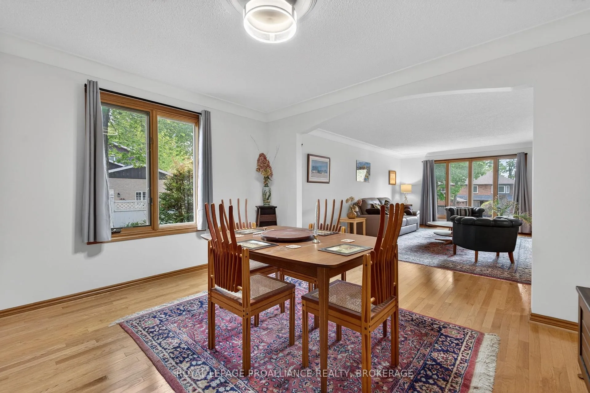 Photo 10 of 542 Rankin Crescent, Kingston, South of Taylor-Kidd Blvd — HOMEH