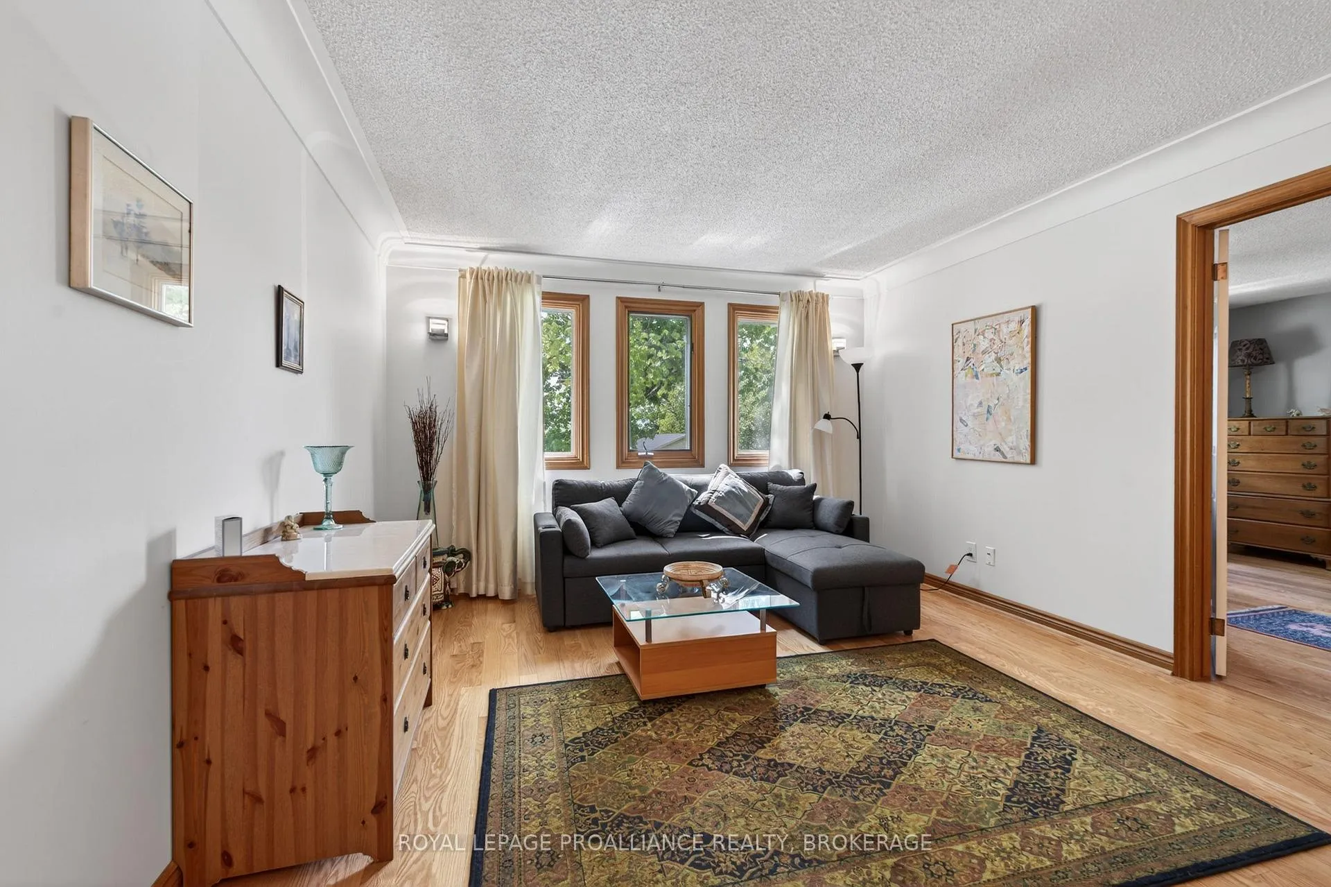 Photo 19 of 542 Rankin Crescent, Kingston, South of Taylor-Kidd Blvd — HOMEH