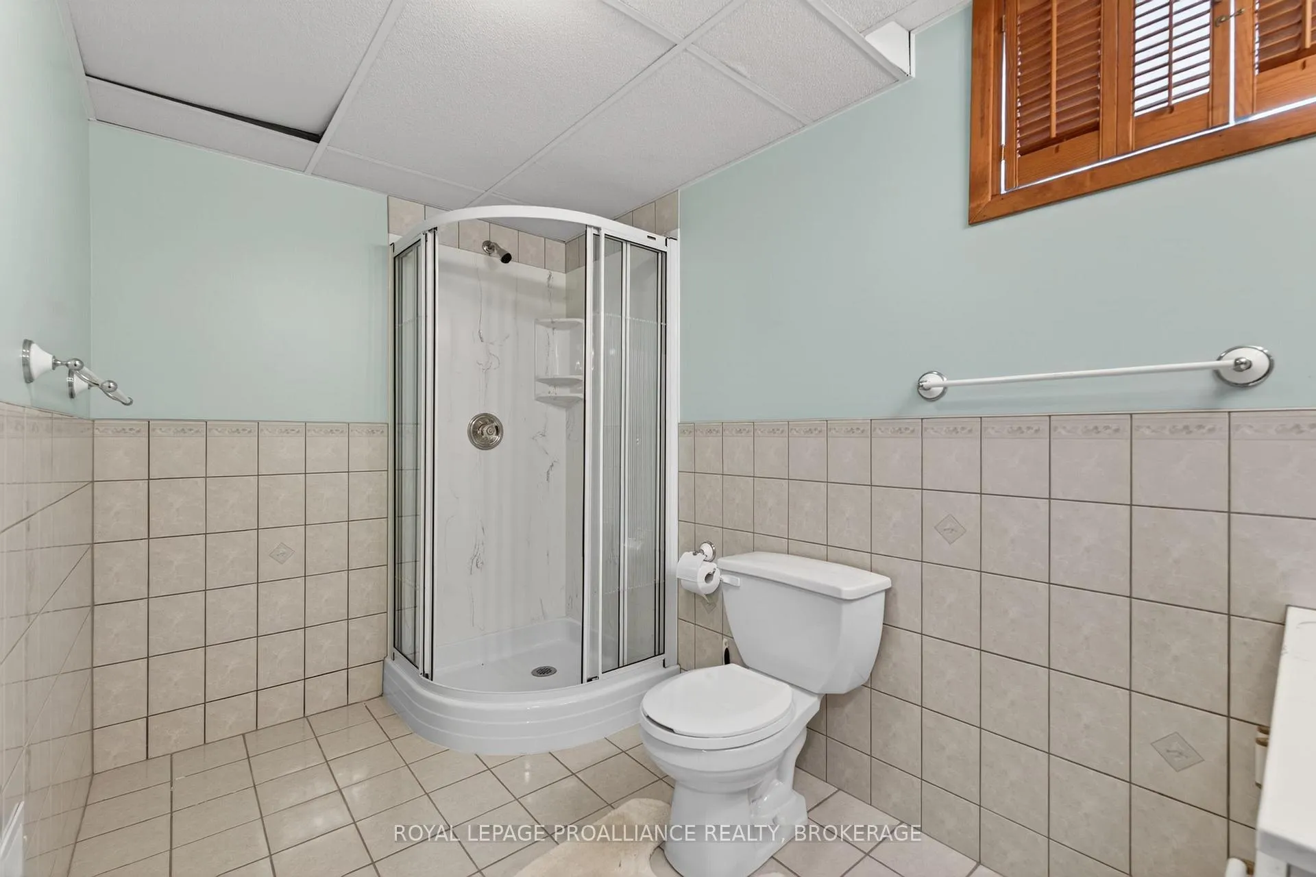 Photo 36 of 542 Rankin Crescent, Kingston, South of Taylor-Kidd Blvd — HOMEH