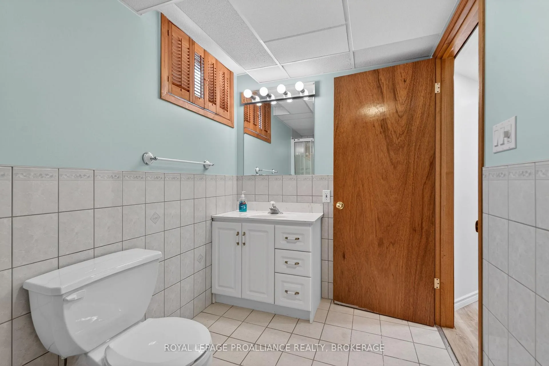 Photo 37 of 542 Rankin Crescent, Kingston, South of Taylor-Kidd Blvd — HOMEH